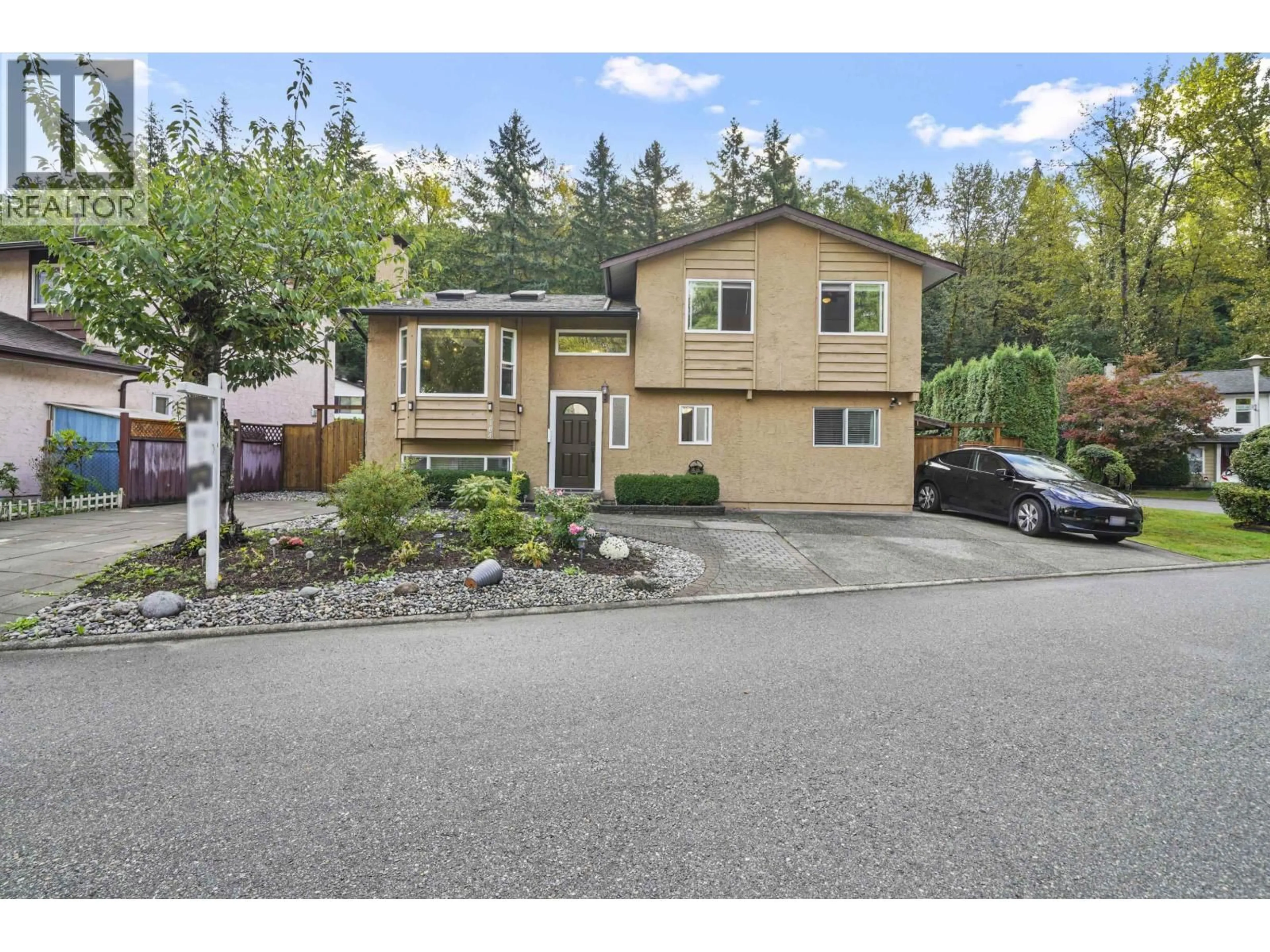 Home with vinyl exterior material, street for 1184 PARKLAND DRIVE, Coquitlam British Columbia V3E1M2