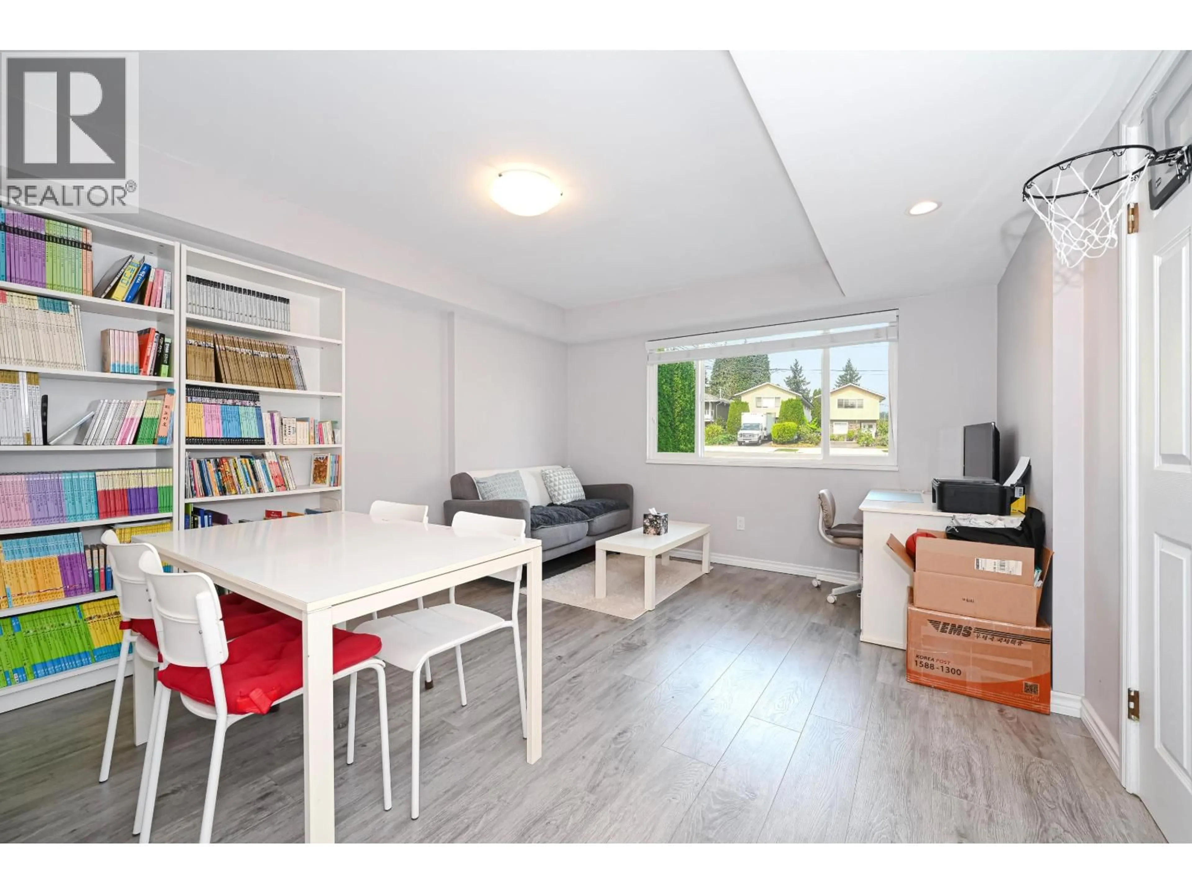A pic of a room for 1818 FRASER AVENUE, Port Coquitlam British Columbia V3B1N1
