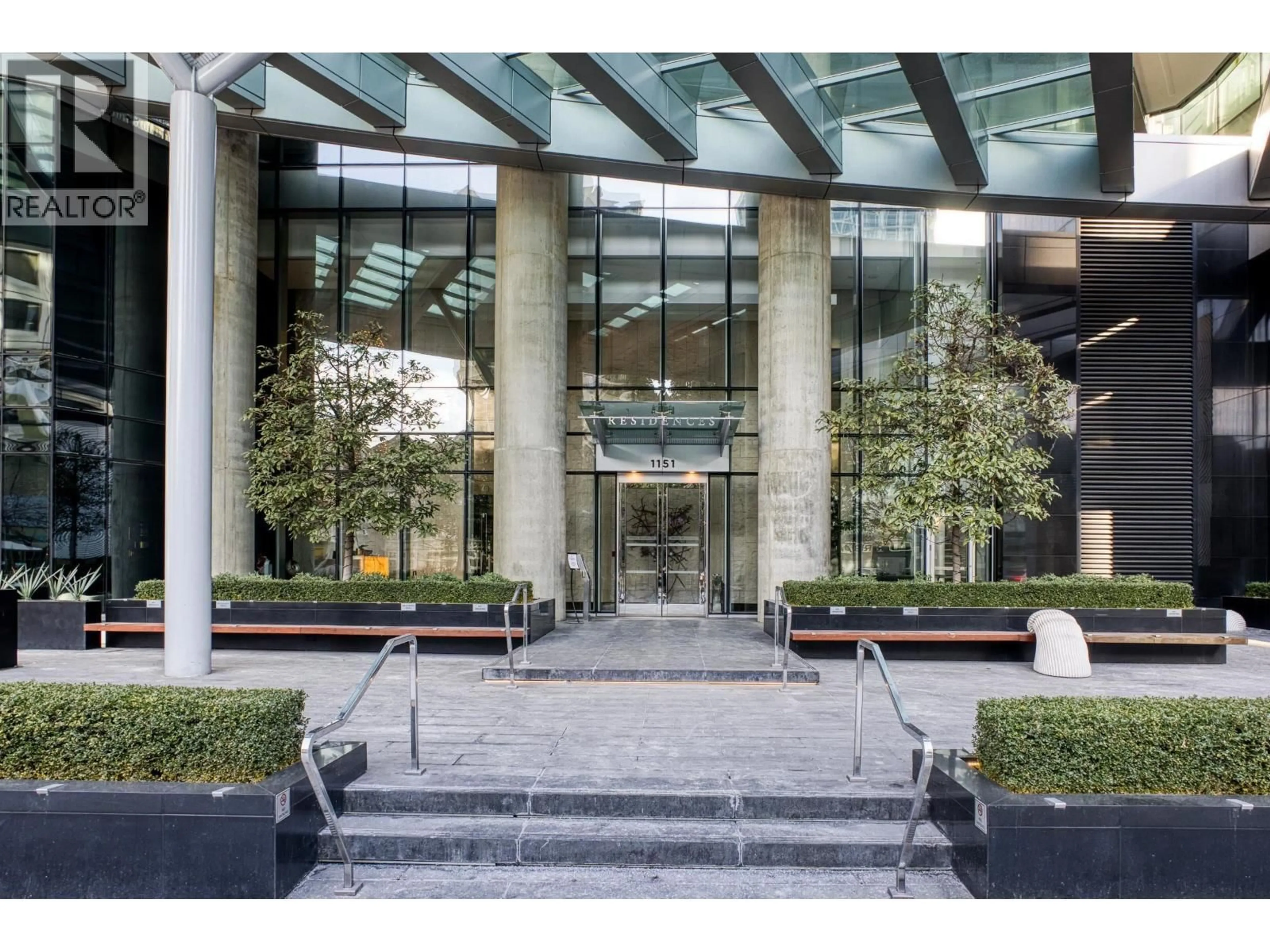 Indoor foyer for 4205 - 1151 GEORGIA STREET, Vancouver British Columbia V6E0B3