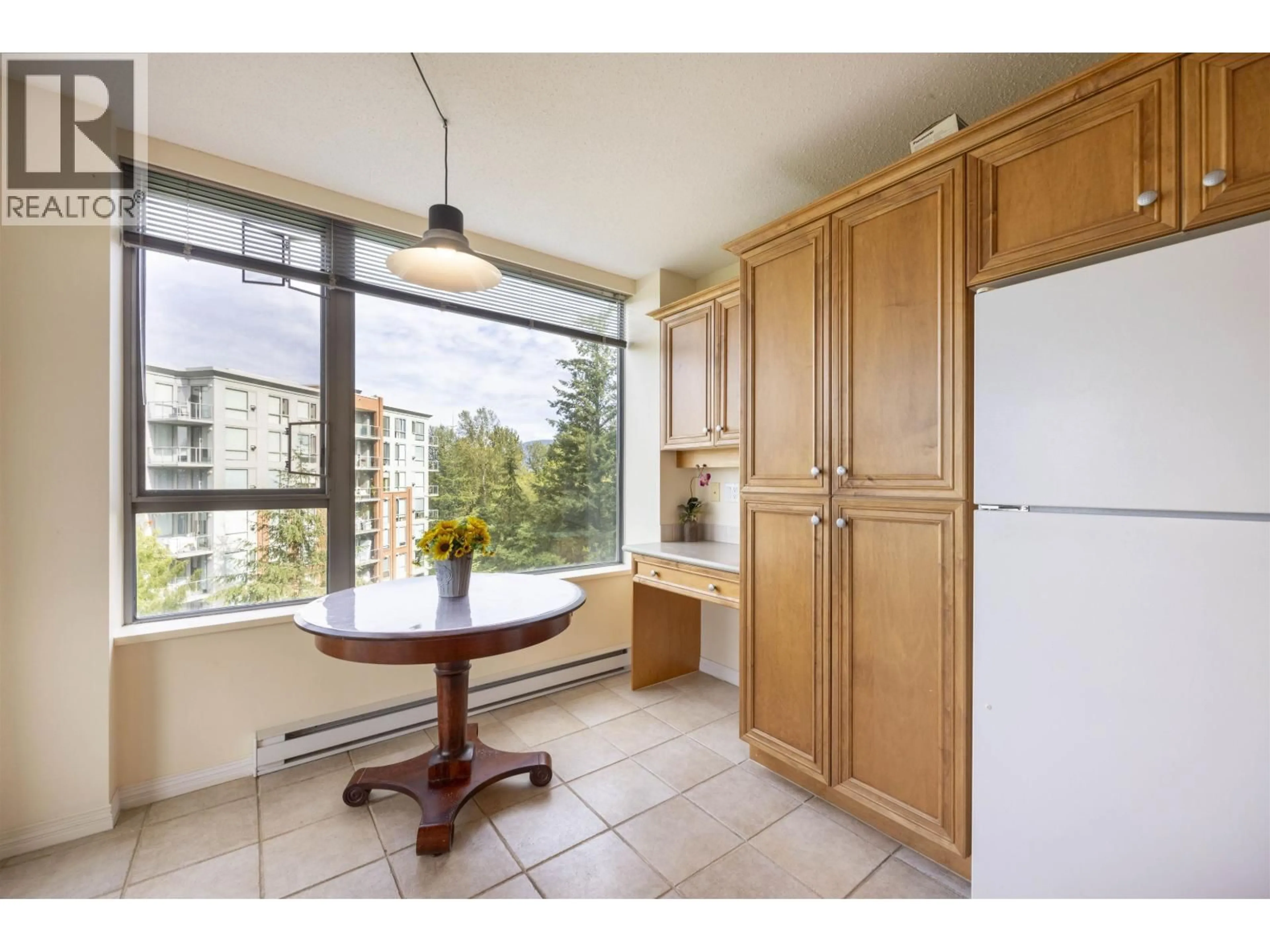 Standard kitchen, unknown for 1001 - 5639 HAMPTON PLACE, Vancouver British Columbia V6T2H6