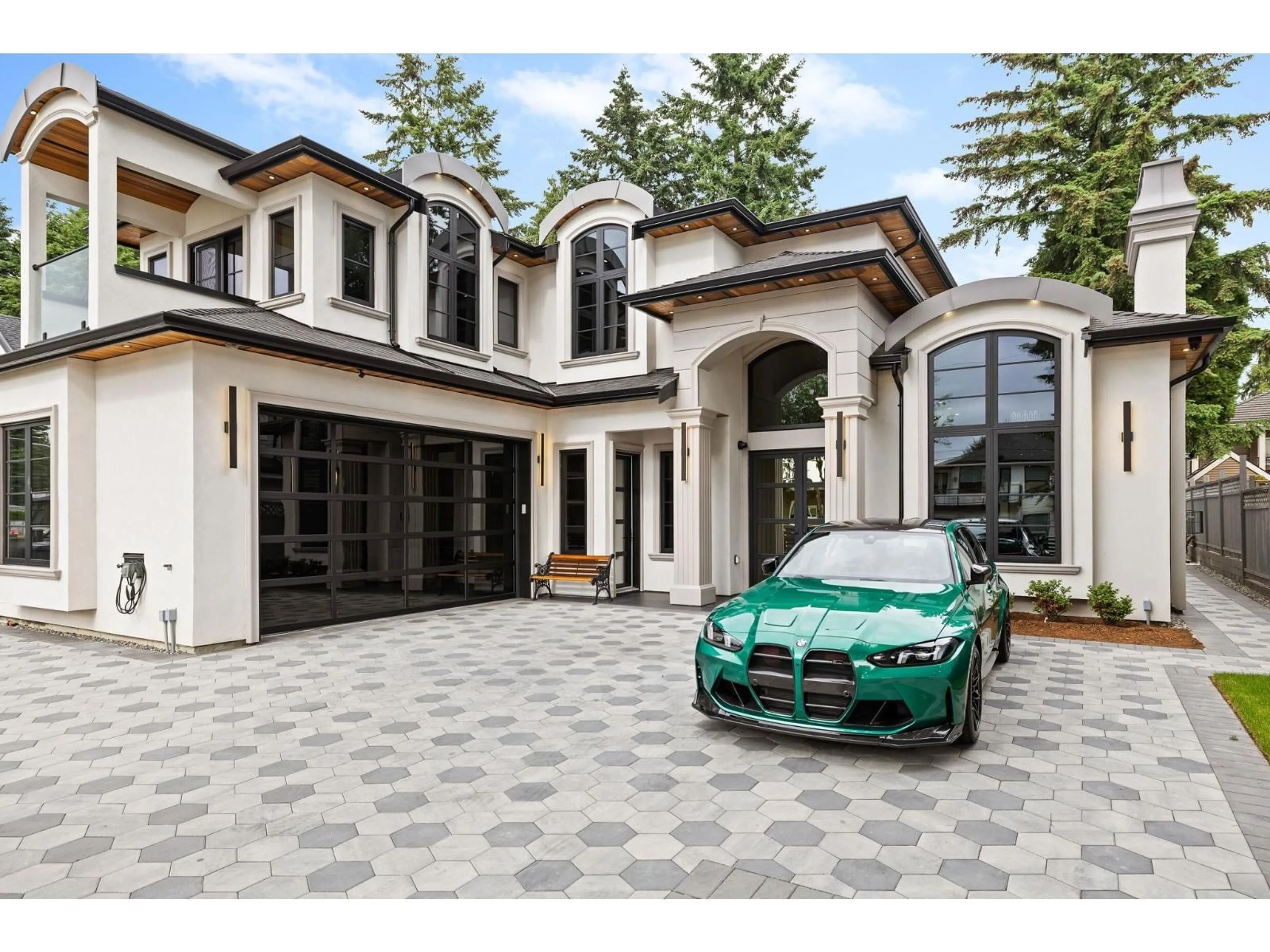 Indoor garage for 10258 128A, Surrey British Columbia V3T3E8