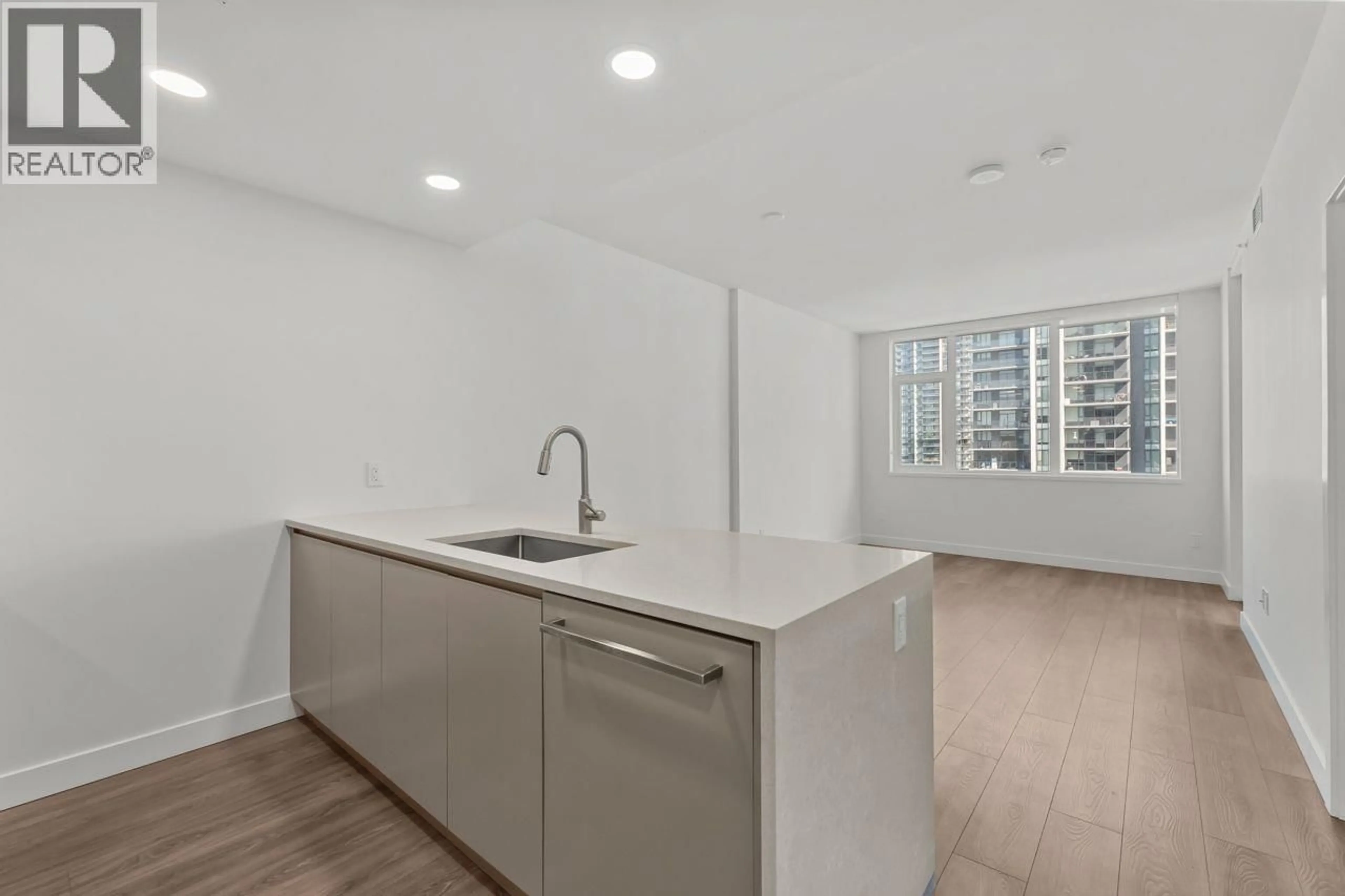 Standard kitchen, unknown for 1201 - 4433 ALASKA STREET, Burnaby British Columbia V5C5T3