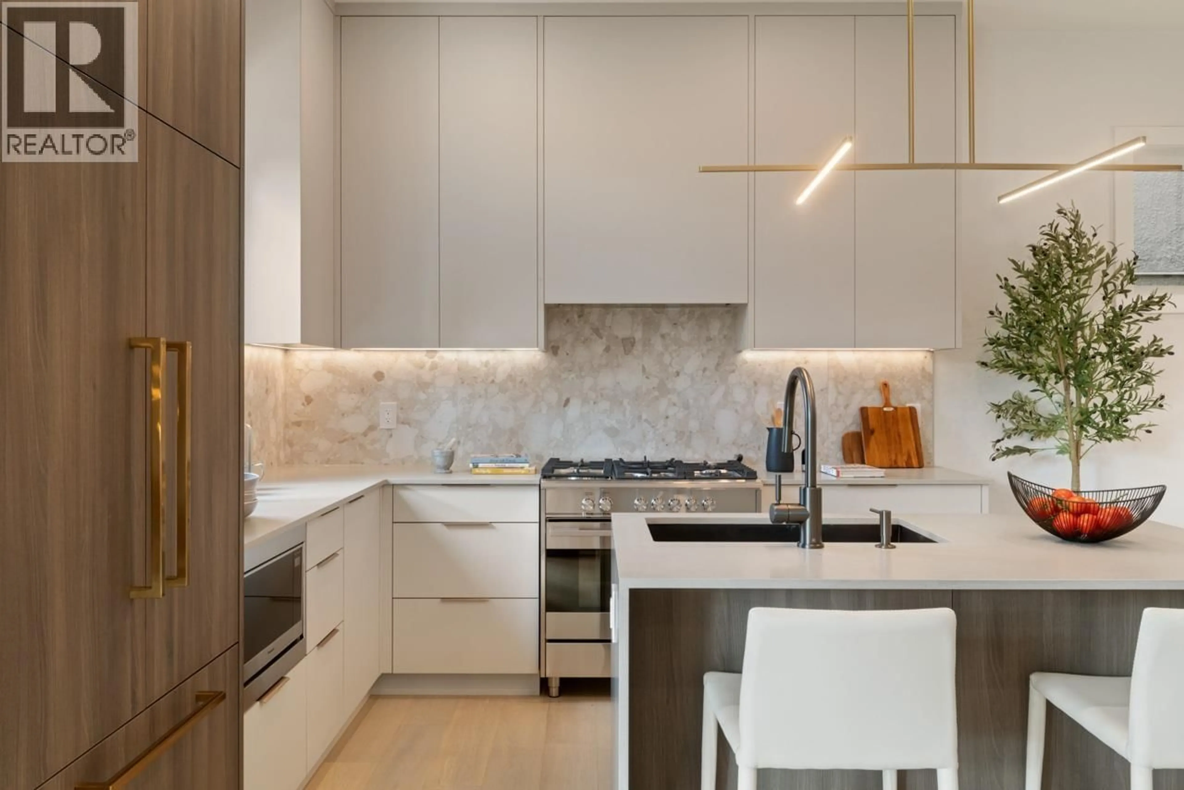 Contemporary kitchen, ceramic/tile floor for 2 - 2680 5TH AVENUE, Vancouver British Columbia V5M1M9