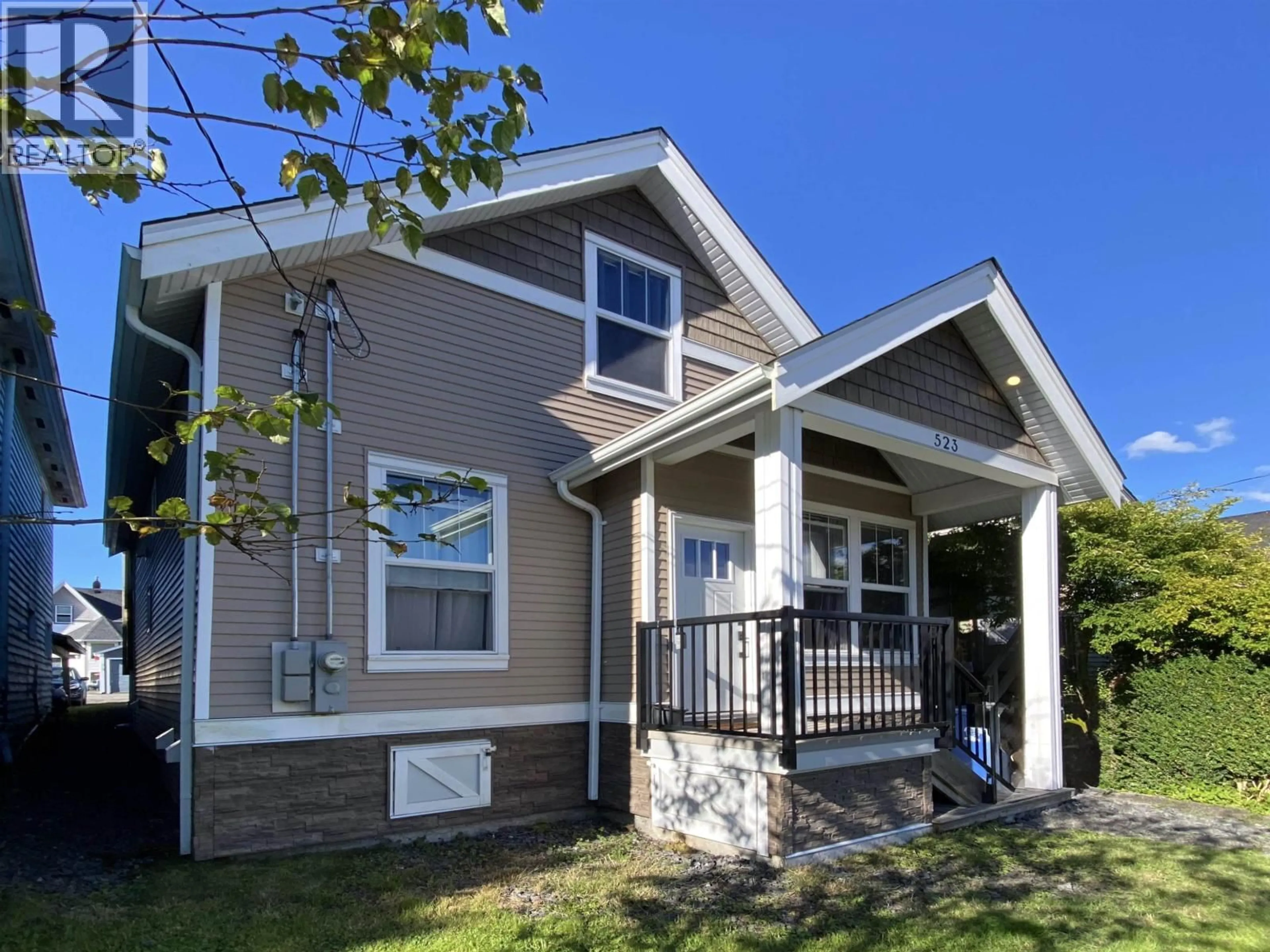 Home with vinyl exterior material, street for 523 7TH AVENUE, Prince Rupert British Columbia V8J2J4