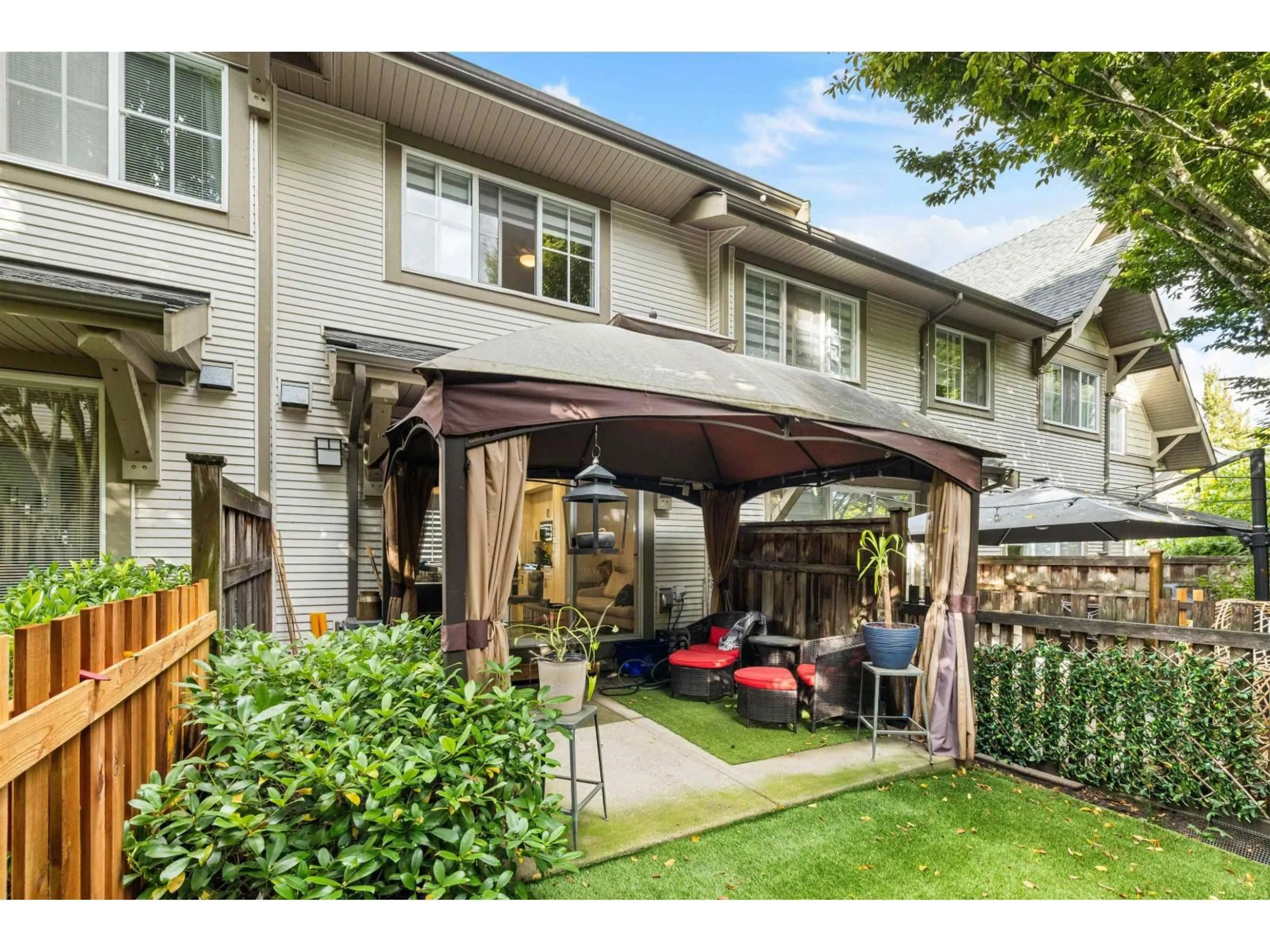 Patio, street for 47 - 2501 161A, Surrey British Columbia V3Z7Y6