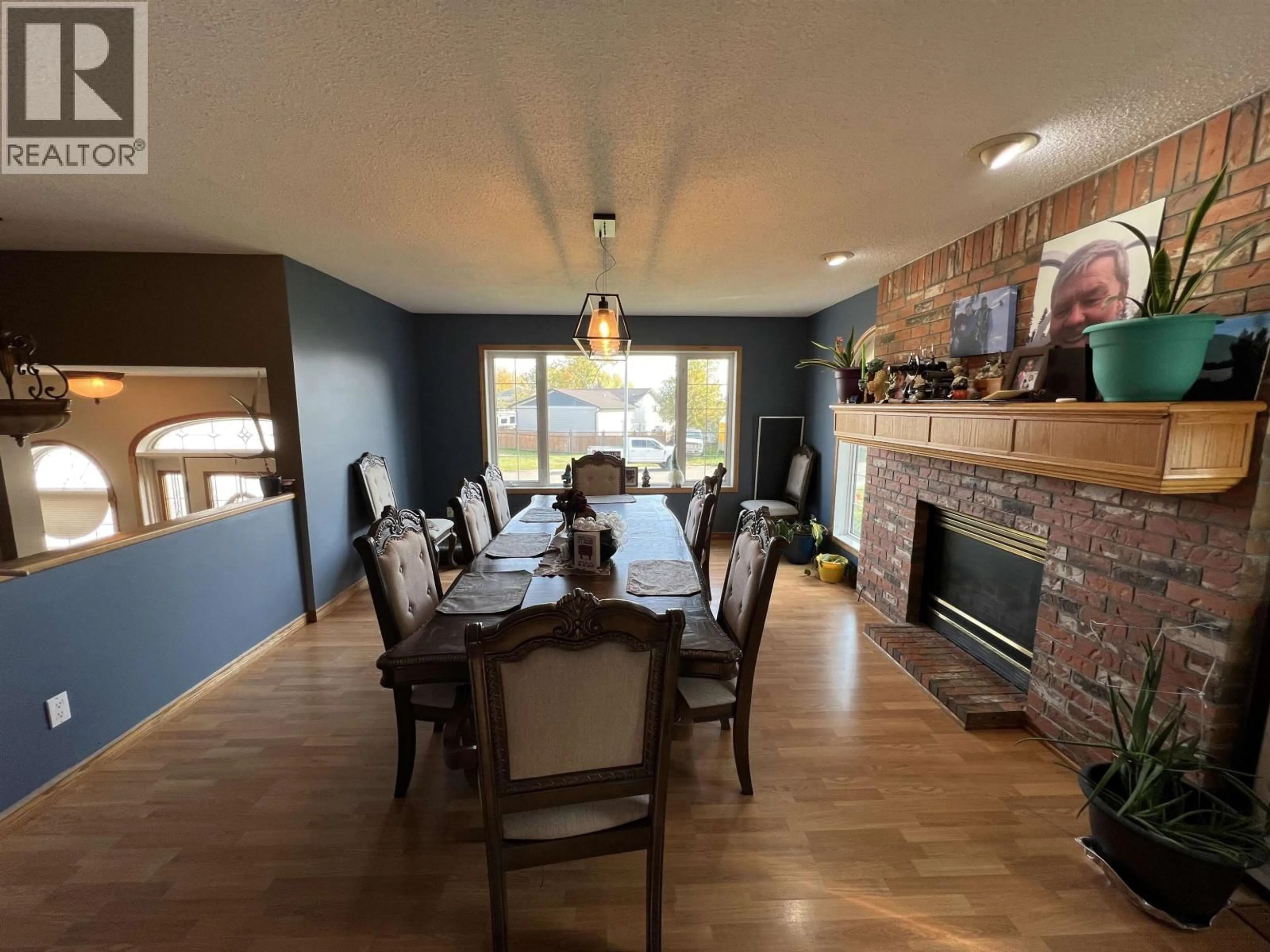 Dining room, wood/laminate floor for 5551 MAXHAMISH CRESCENT, Fort Nelson British Columbia V0C1R0