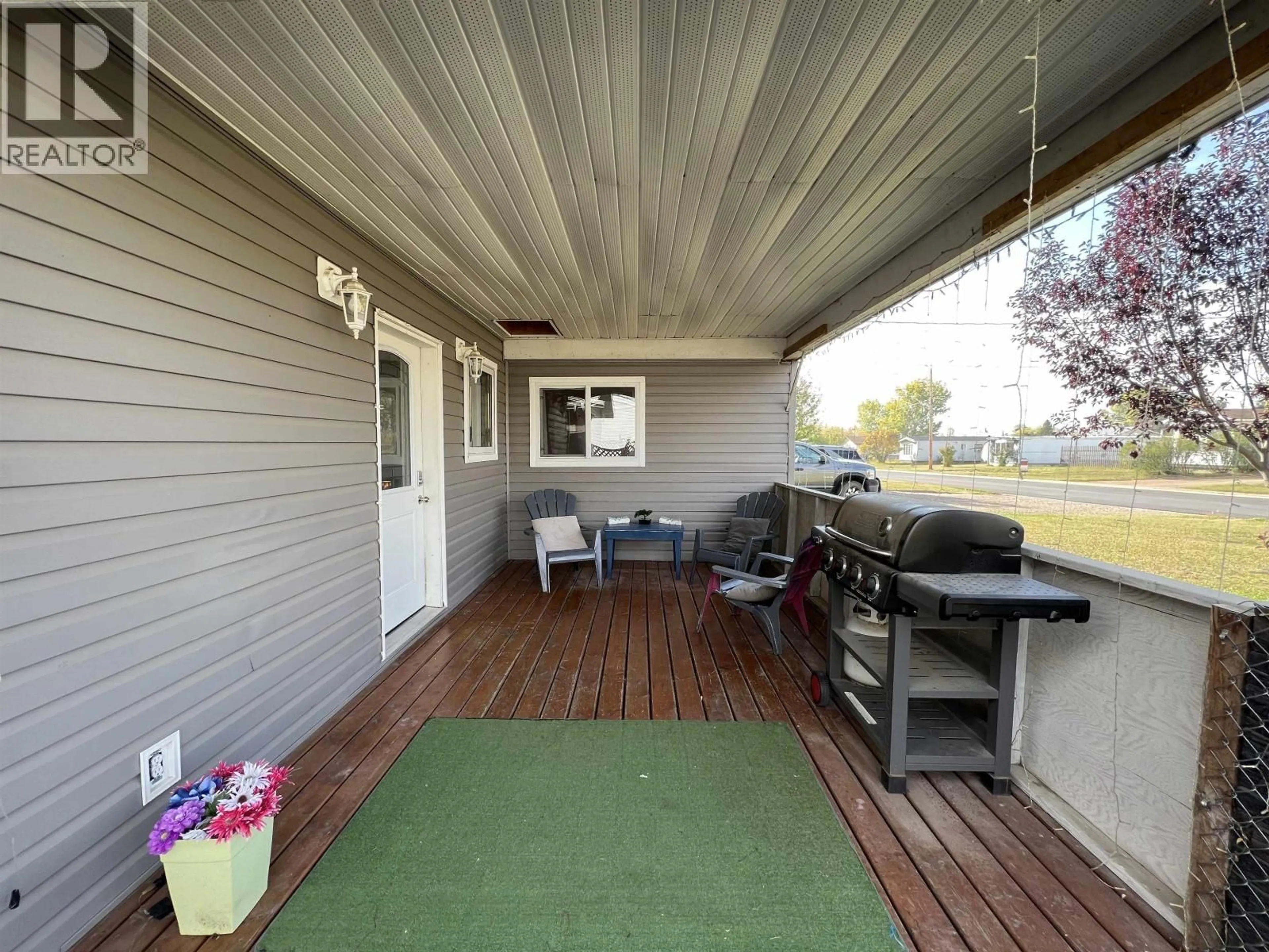 Patio, street for 5228 40TH STREET, Fort Nelson British Columbia V0C1R0