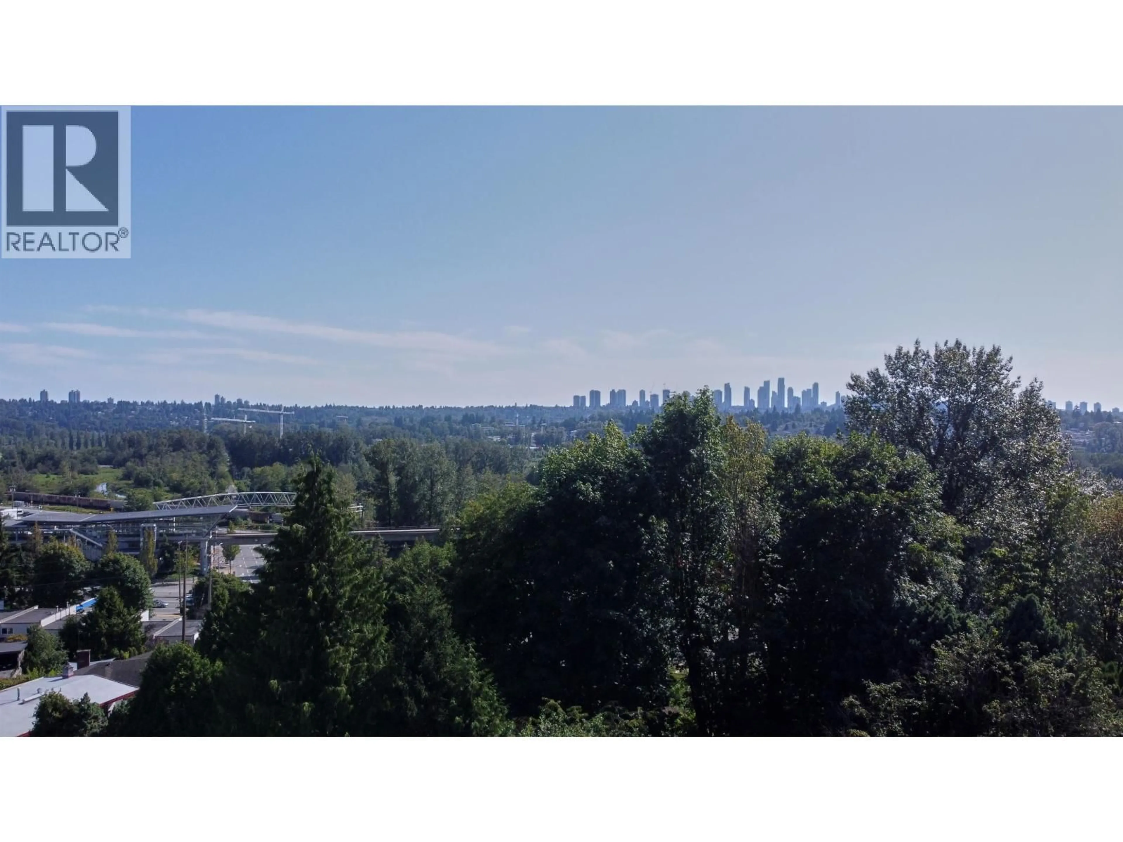 A pic from outside/outdoor area/front of a property/back of a property/a pic from drone, city buildings view from balcony for 6717 BROADWAY, Burnaby British Columbia V5B2Y7