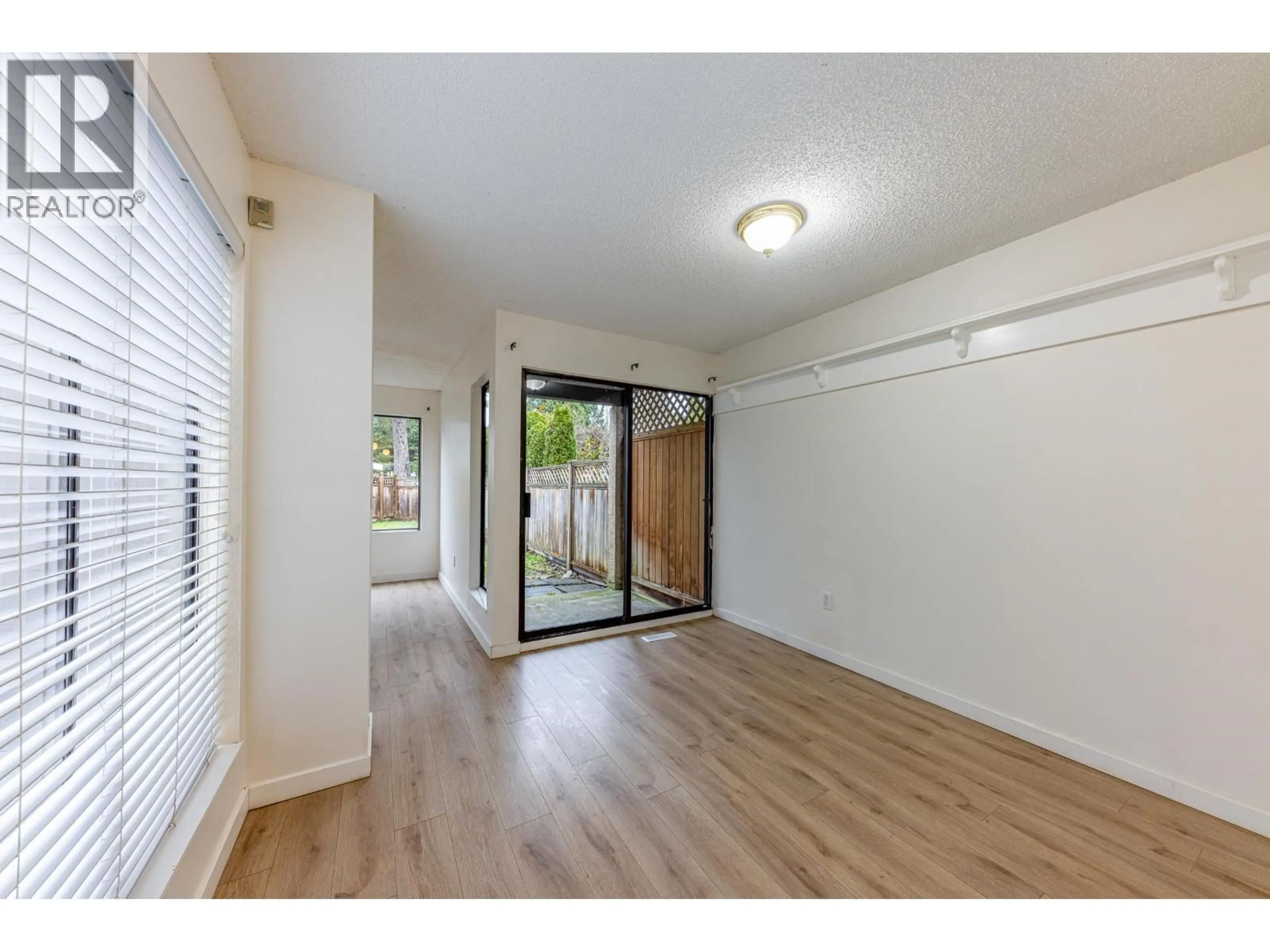 Unknown for 864 PINEBROOK PLACE, Coquitlam British Columbia V3C4B9