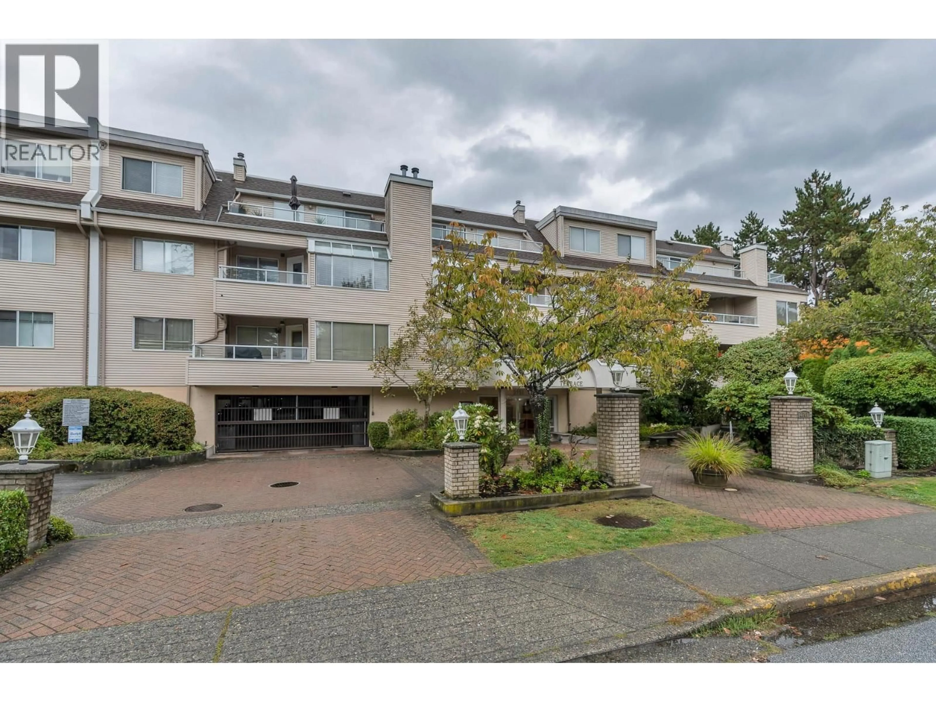 A pic from outside/outdoor area/front of a property/back of a property/a pic from drone, street for 109 - 8751 GENERAL CURRIE ROAD, Richmond British Columbia V6Y3T7