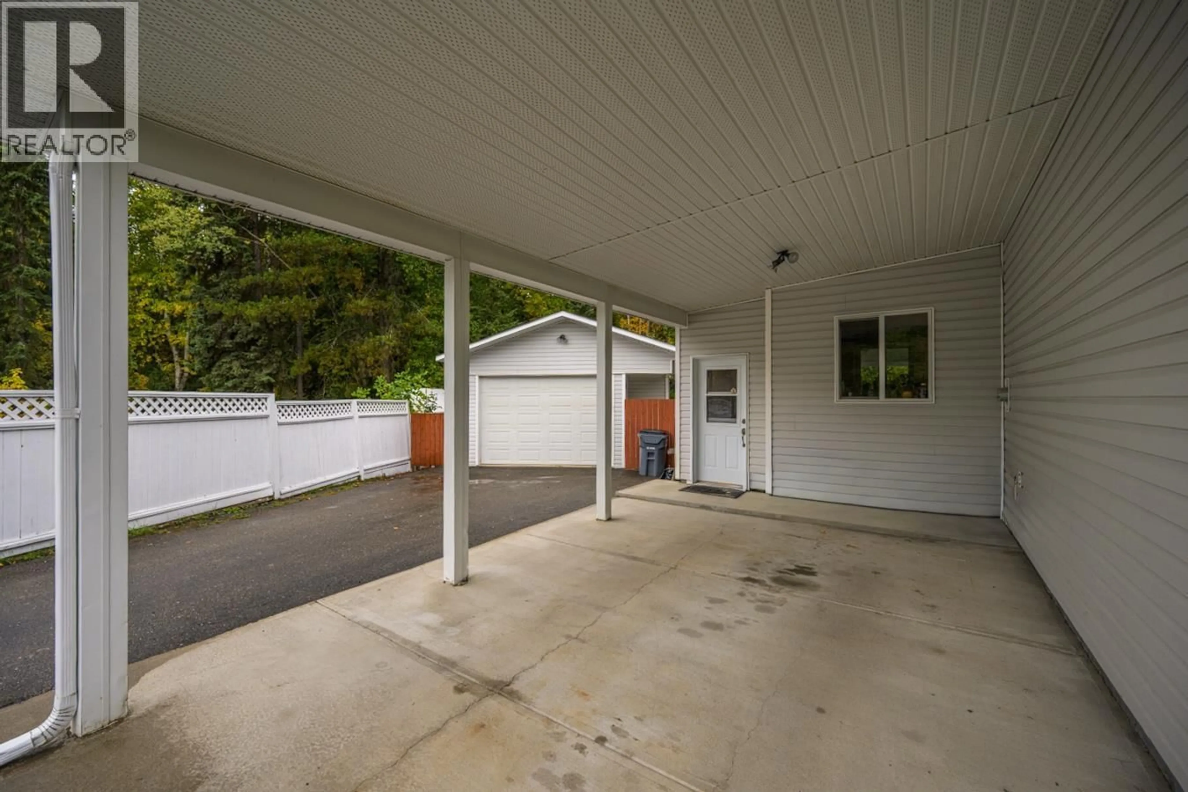 Indoor garage for 2441 LISGAR CRESCENT, Prince George British Columbia V2N1C4