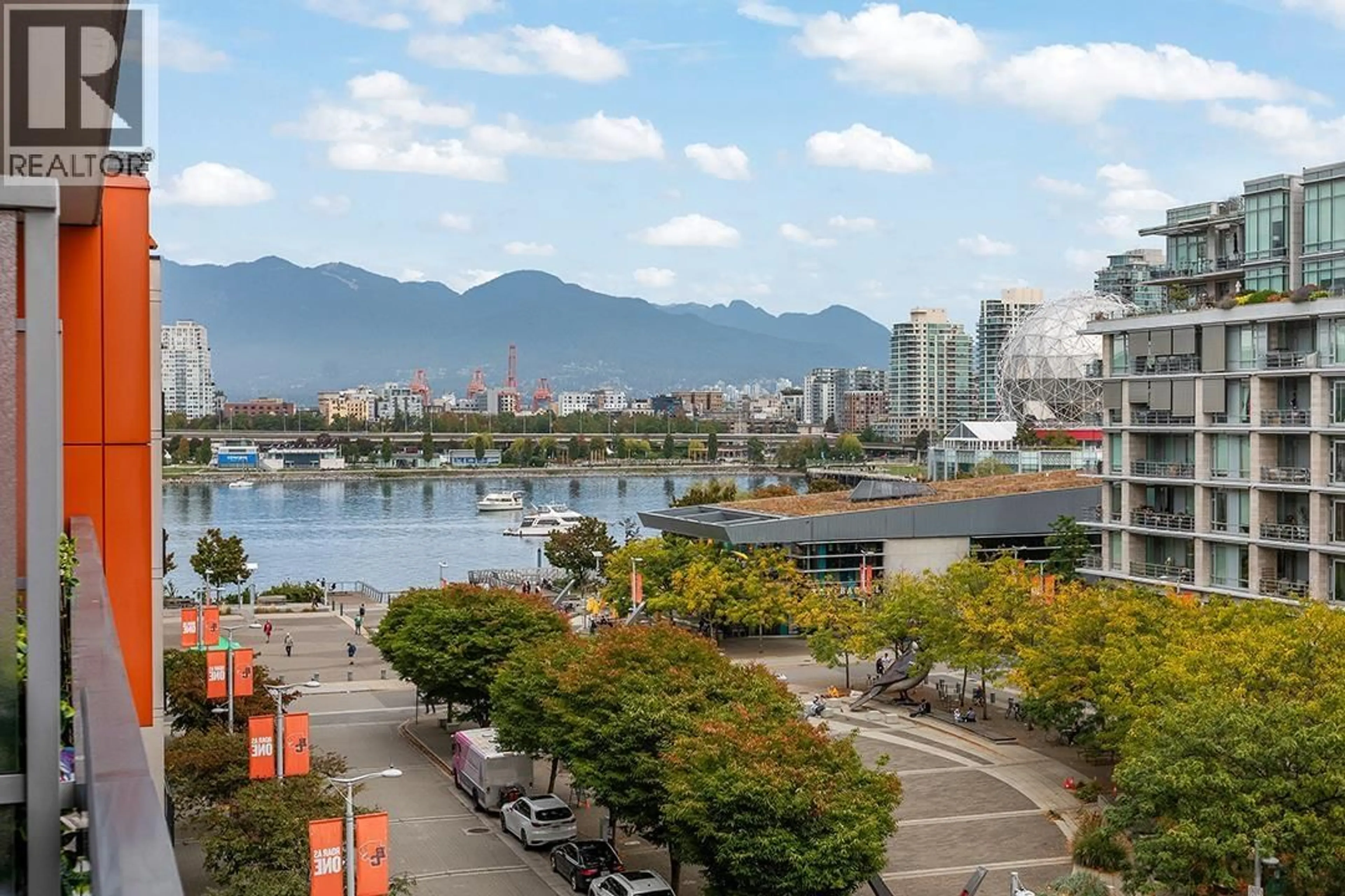 Patio, water/lake/river/ocean view for 605 - 123 1ST AVENUE, Vancouver British Columbia V5Y0E2