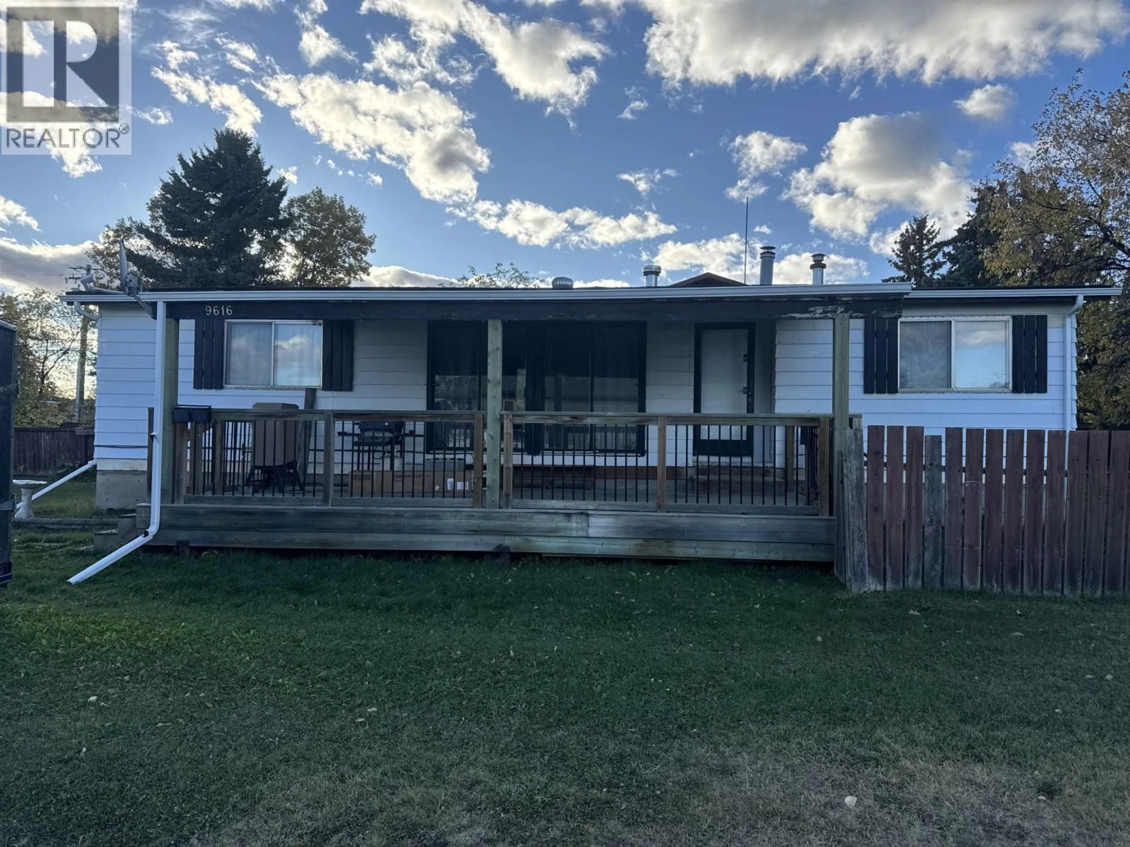 A pic from outside/outdoor area/front of a property/back of a property/a pic from drone, unknown for 9616 81 STREET, Fort St. John British Columbia V1J4S5