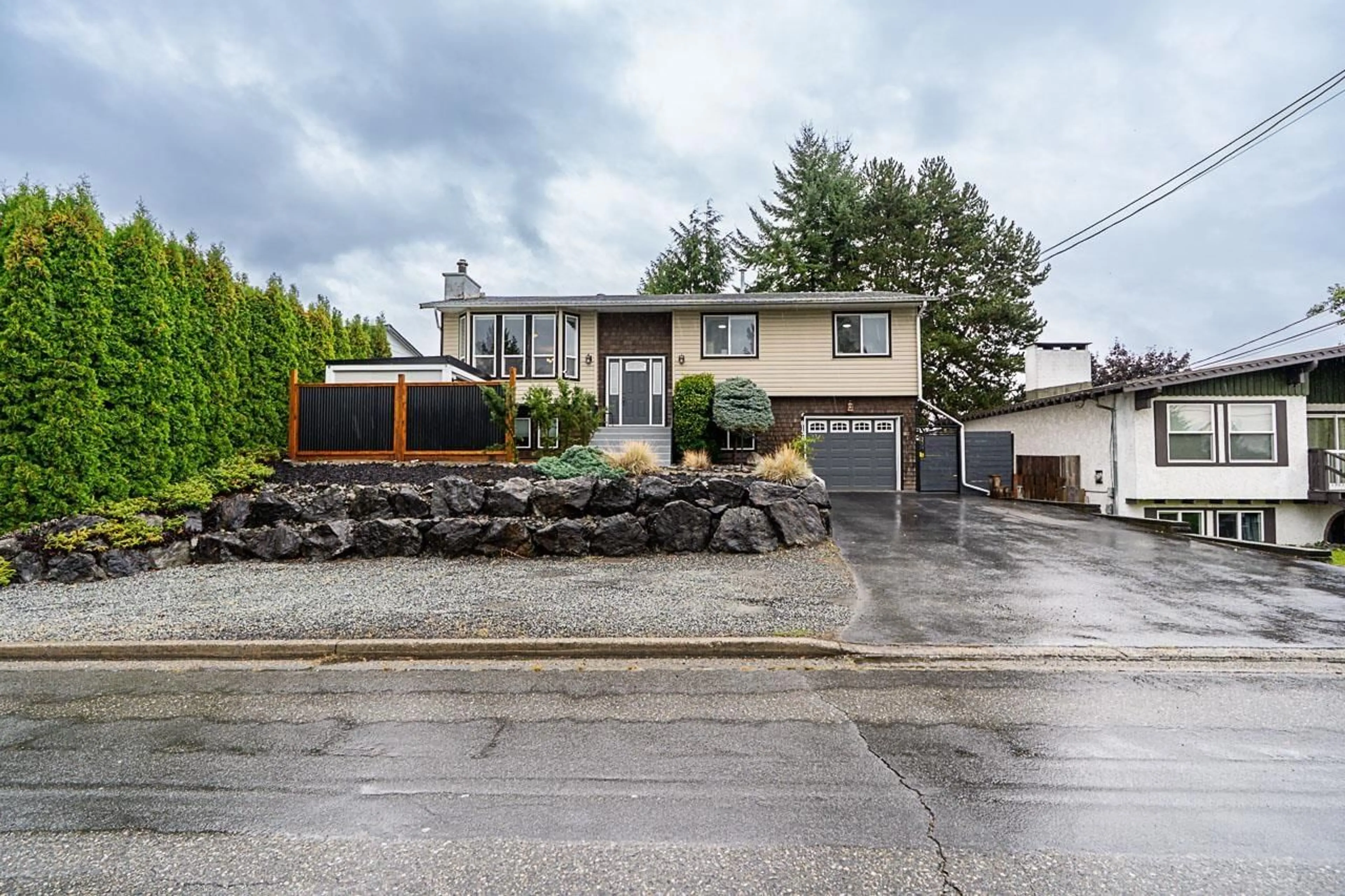 Home with vinyl exterior material, street for 8134 PHILBERT, Mission British Columbia V2V4W7