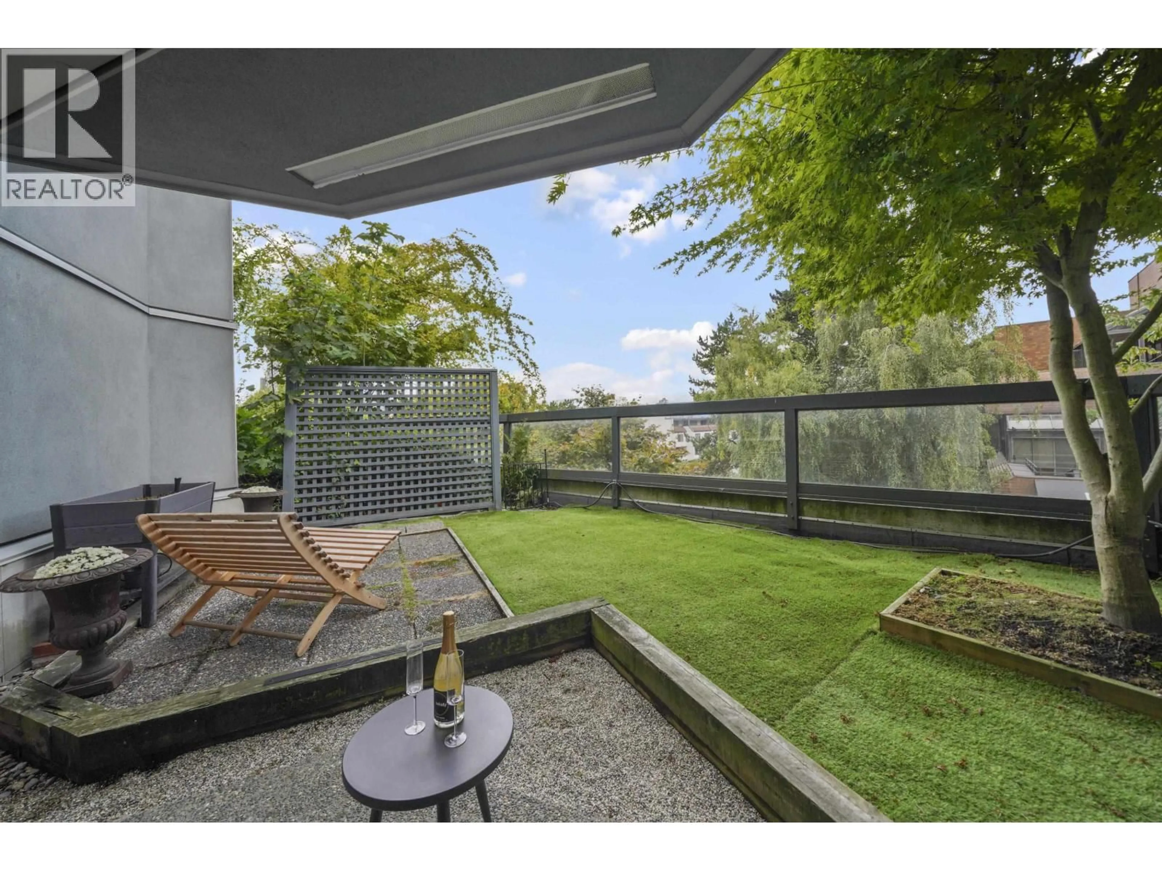 Patio, unknown for 112 - 1345 4TH AVENUE, Vancouver British Columbia V6H3Y8