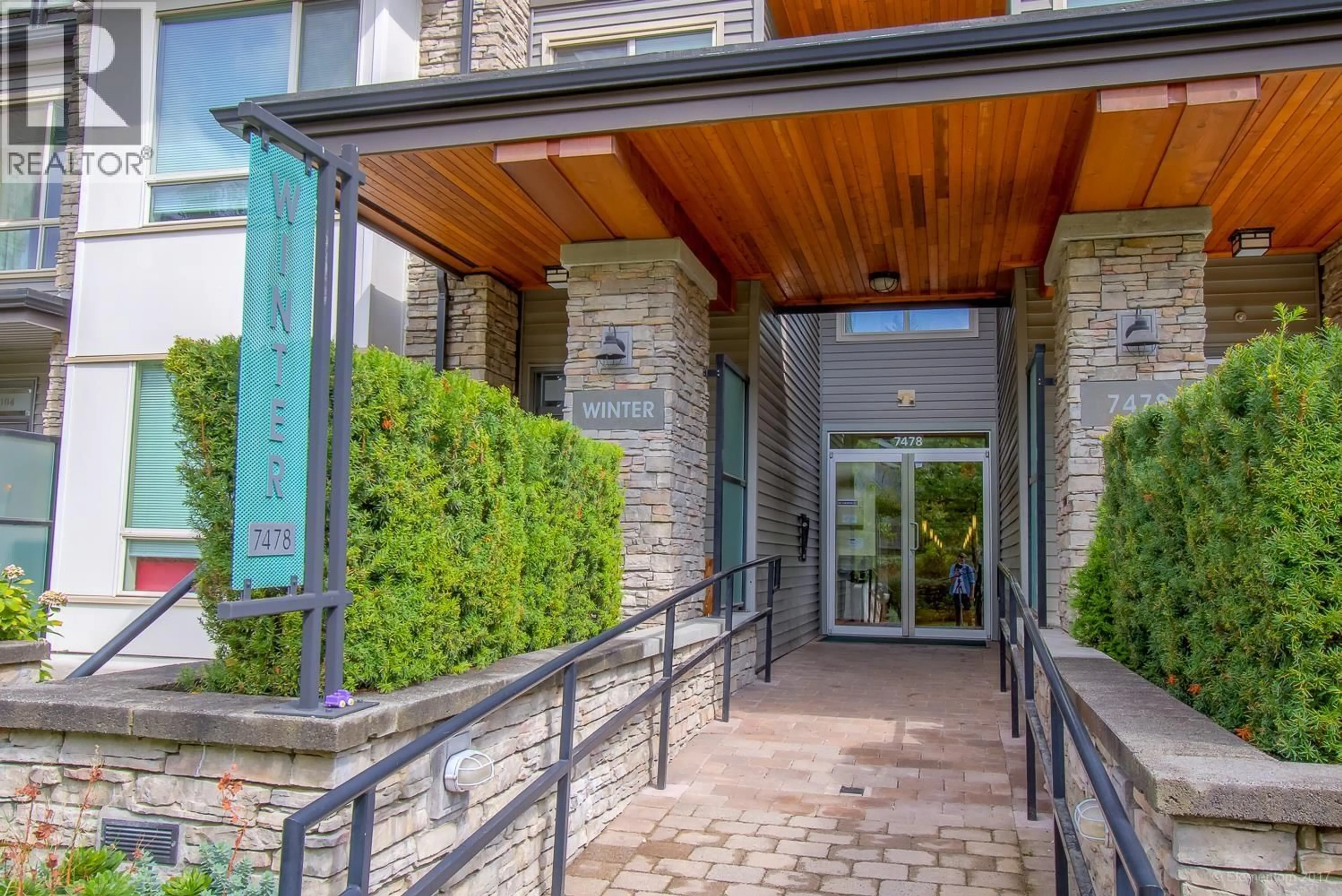 Unknown for 603 - 7478 BYRNEPARK WALK, Burnaby British Columbia V3N0B5