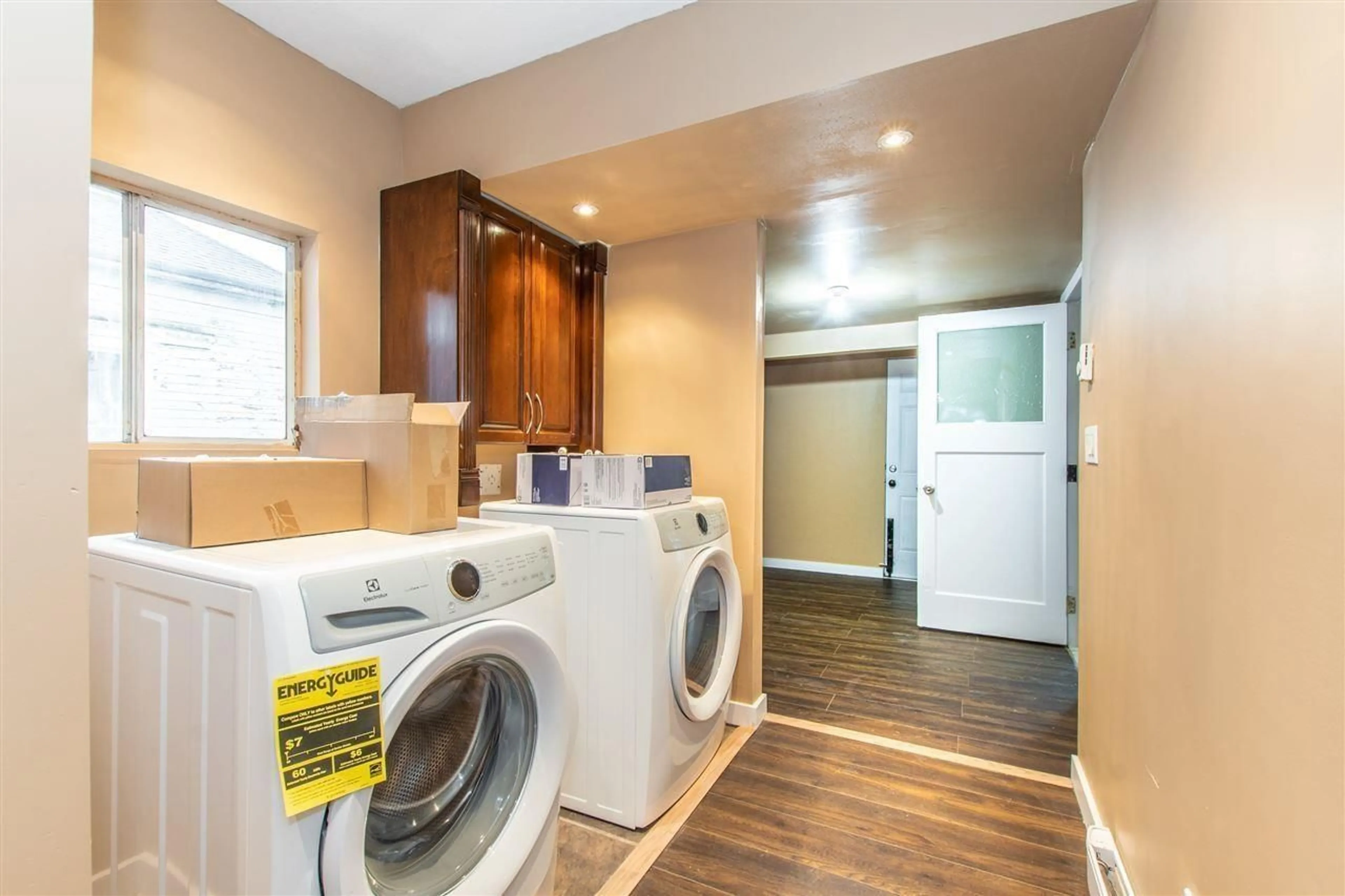 Laundry room for 9485 ROBSON STREET, Chilliwack British Columbia V2P4E4