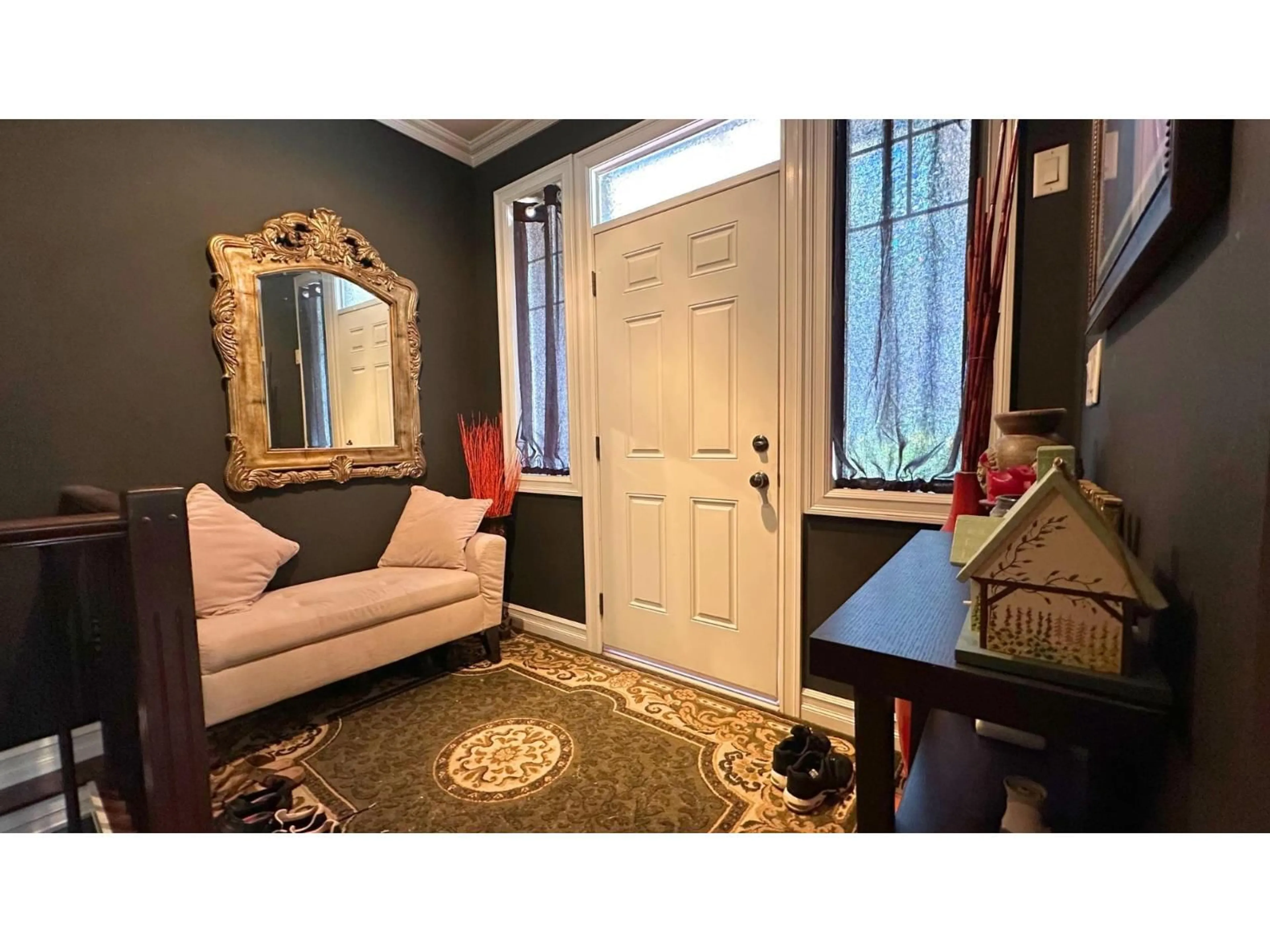 Indoor entryway for 27 - 45957 SHERWOOD DRIVE, Chilliwack British Columbia V2R5Y2