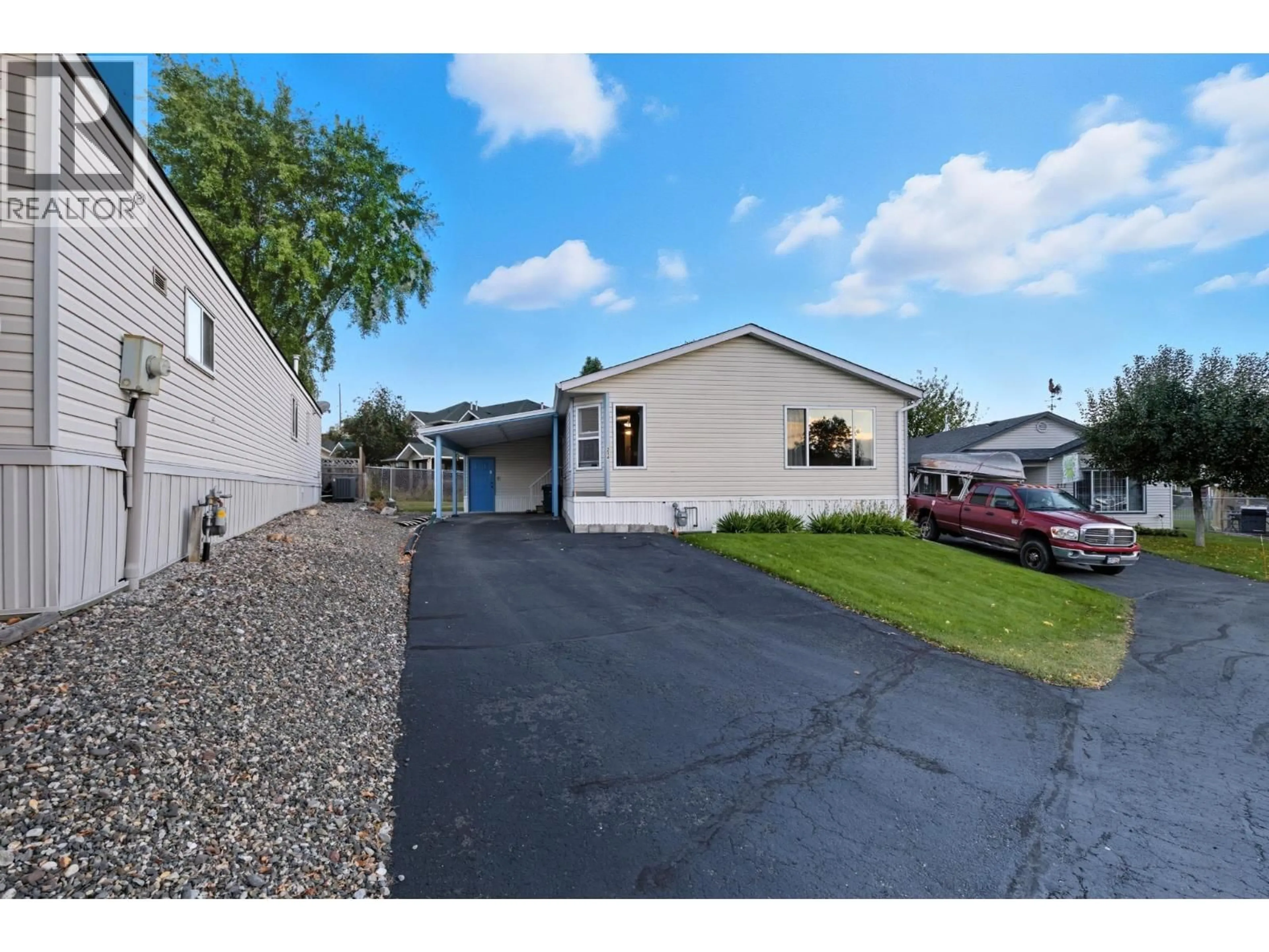 Home with vinyl exterior material, street for 214 LONGHORN DRIVE, Williams Lake British Columbia V2G4T7
