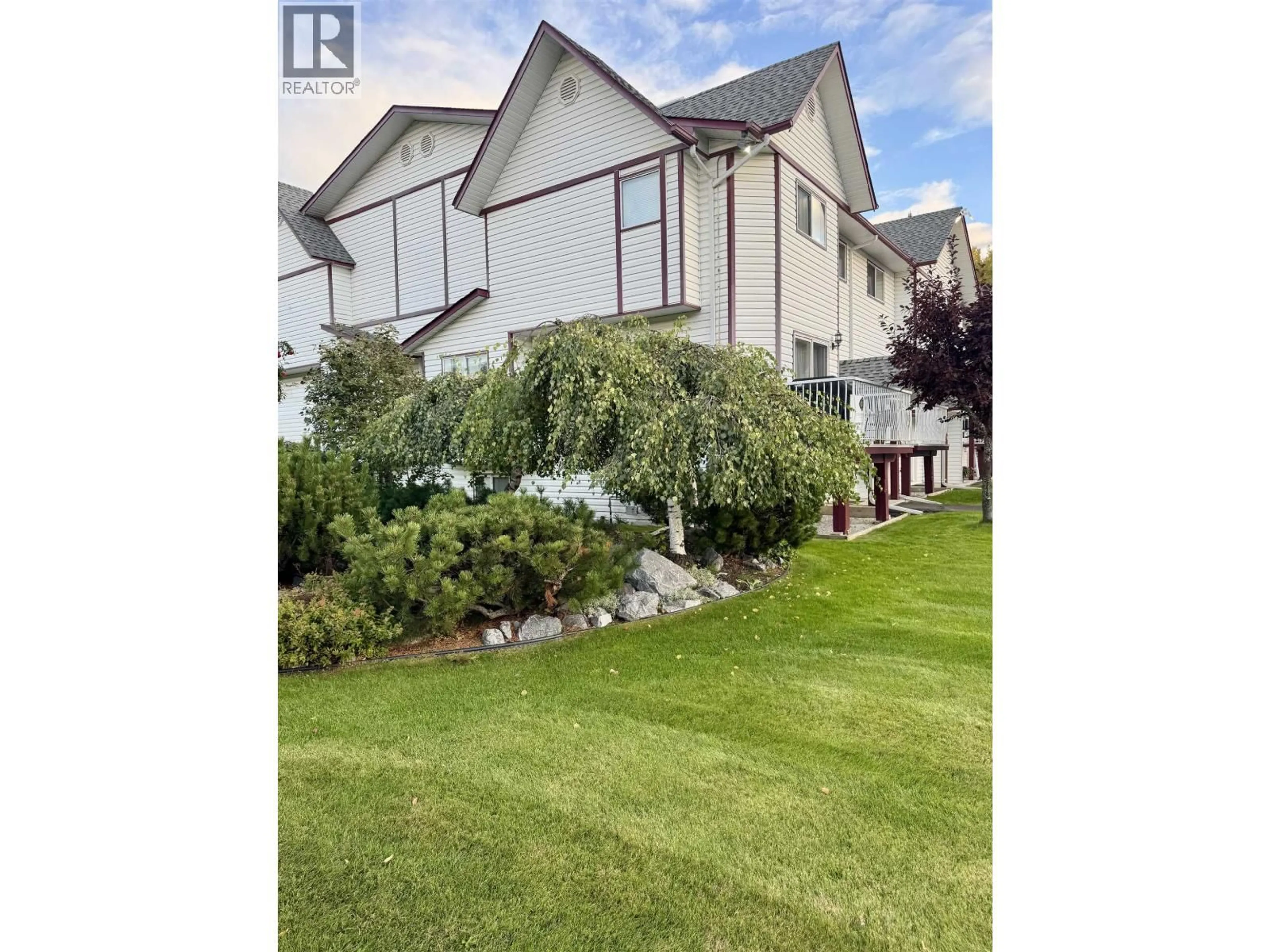 A pic from outside/outdoor area/front of a property/back of a property/a pic from drone, street for 105 - 3015 ST ANNE CRESCENT, Prince George British Columbia V2N5M3