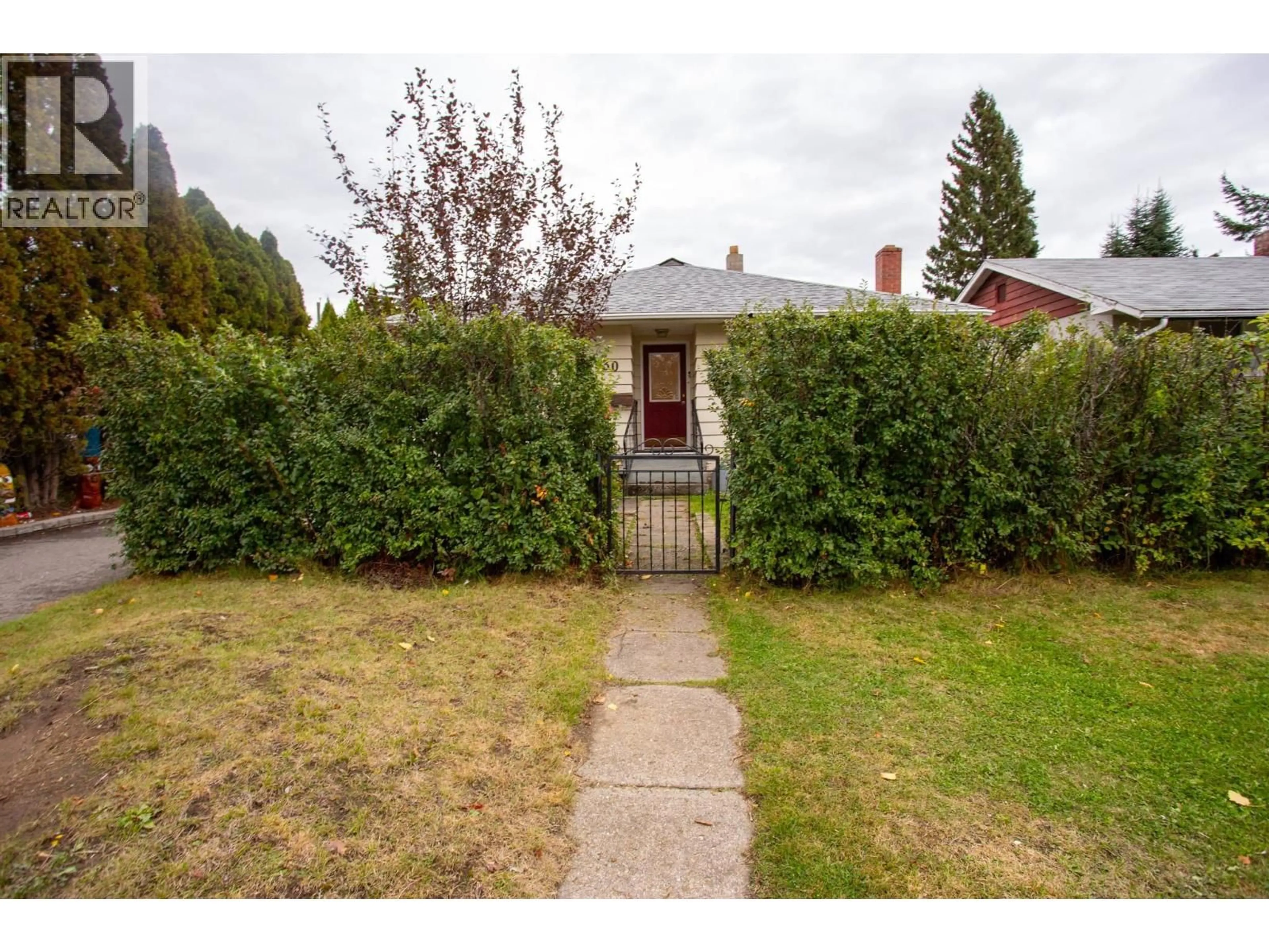 A pic from outside/outdoor area/front of a property/back of a property/a pic from drone, street for 930 EWERT STREET, Prince George British Columbia V2M2N9