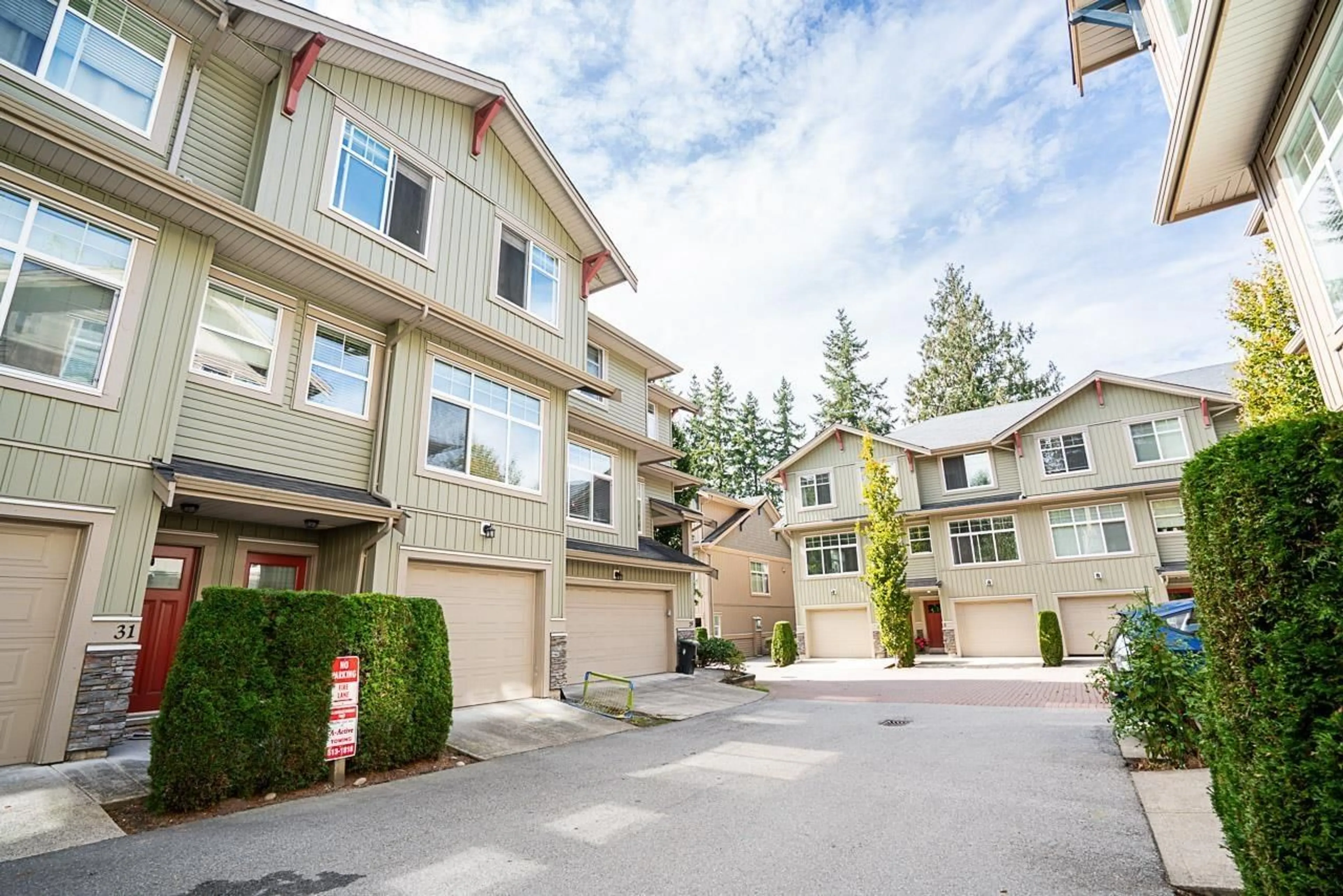 Patio, street for 30 - 20967 76, Langley British Columbia V2Y0L9