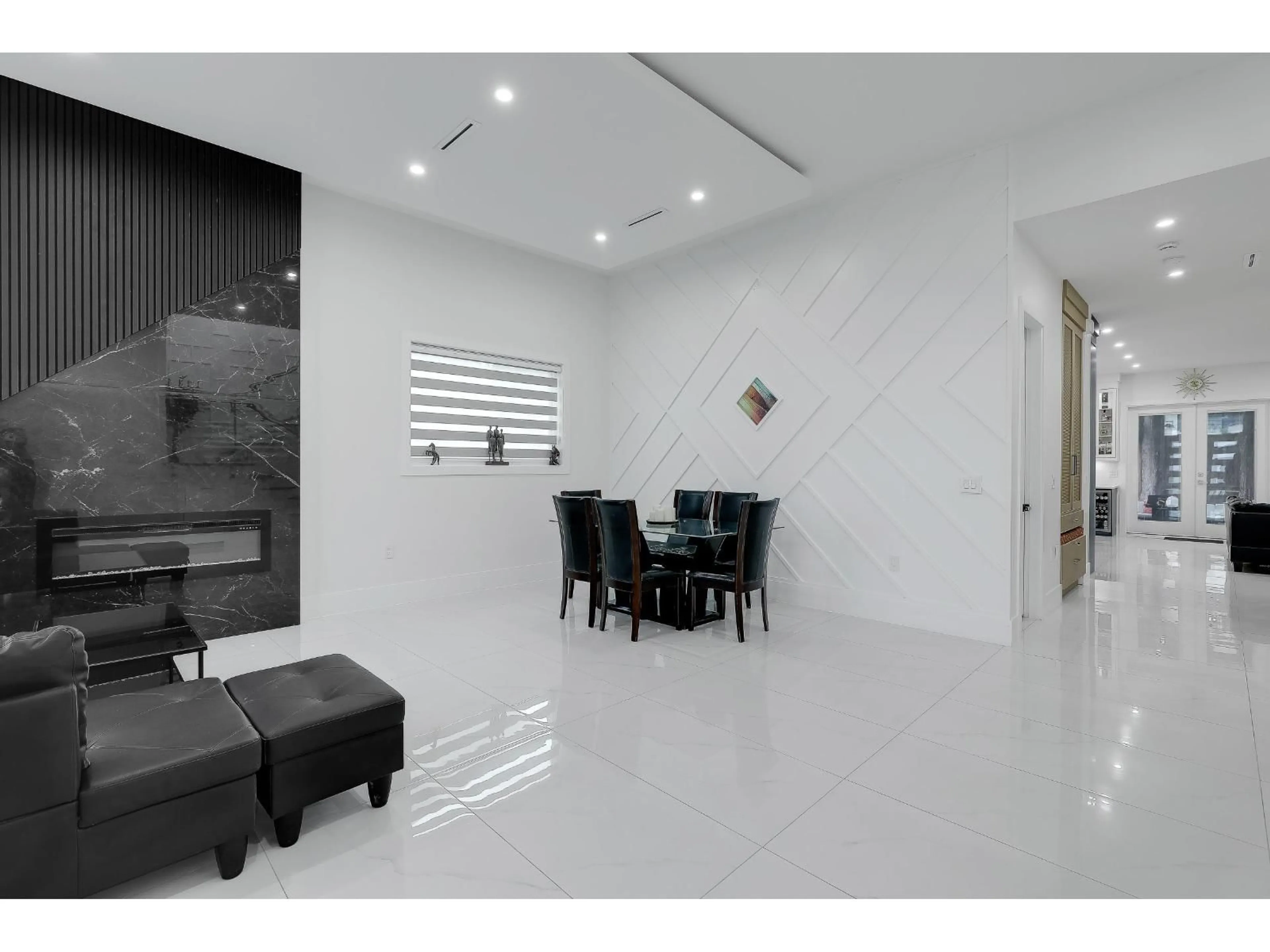 Unknown for 6499 132, Surrey British Columbia V3W4L4