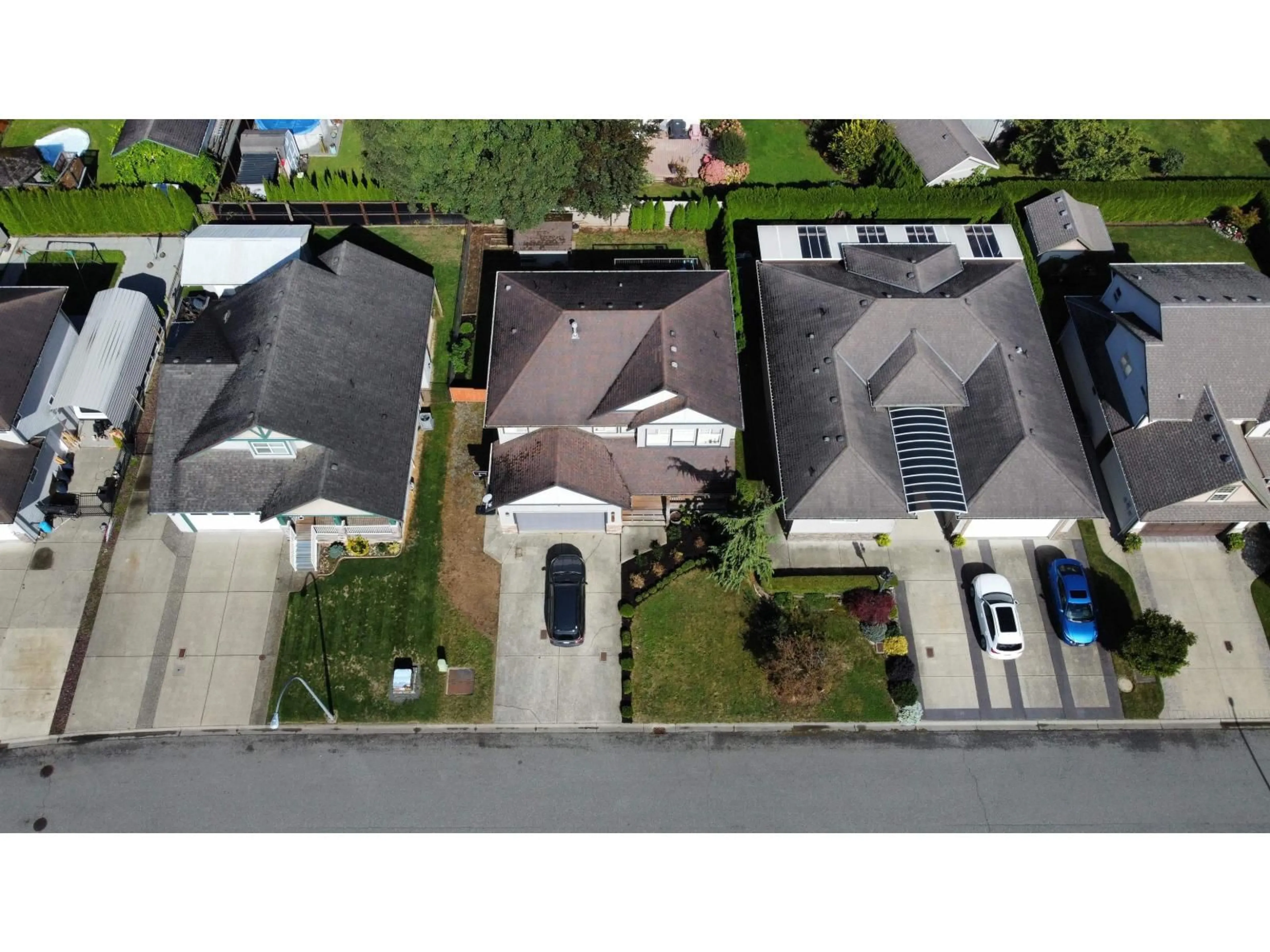 A pic from outside/outdoor area/front of a property/back of a property/a pic from drone, street for 7311 PRASMOUNT PLACE, Agassiz British Columbia V0M1A0