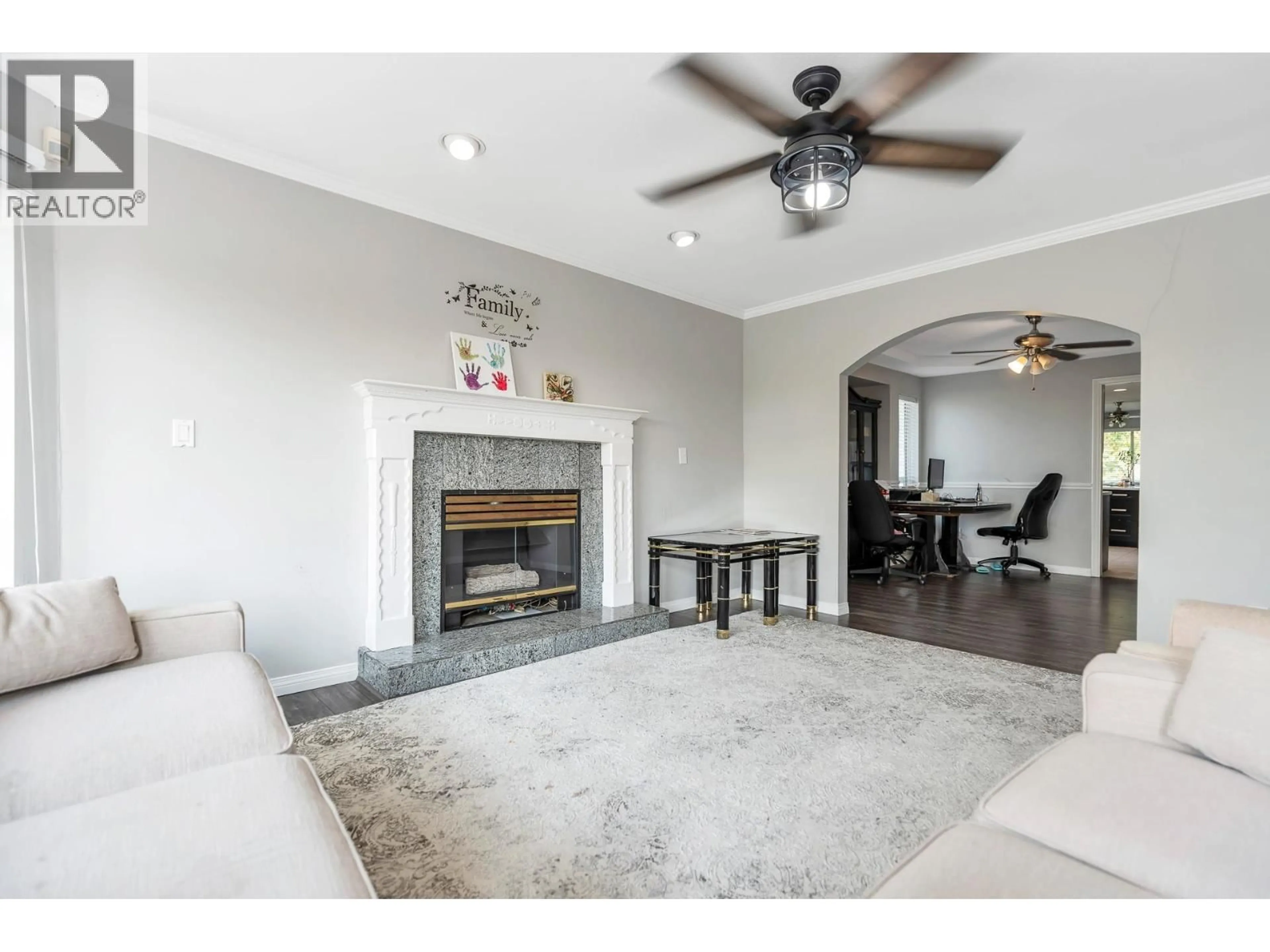 Living room with furniture, unknown for 357 MCGILLIVRAY PLACE, New Westminster British Columbia V3M6R7