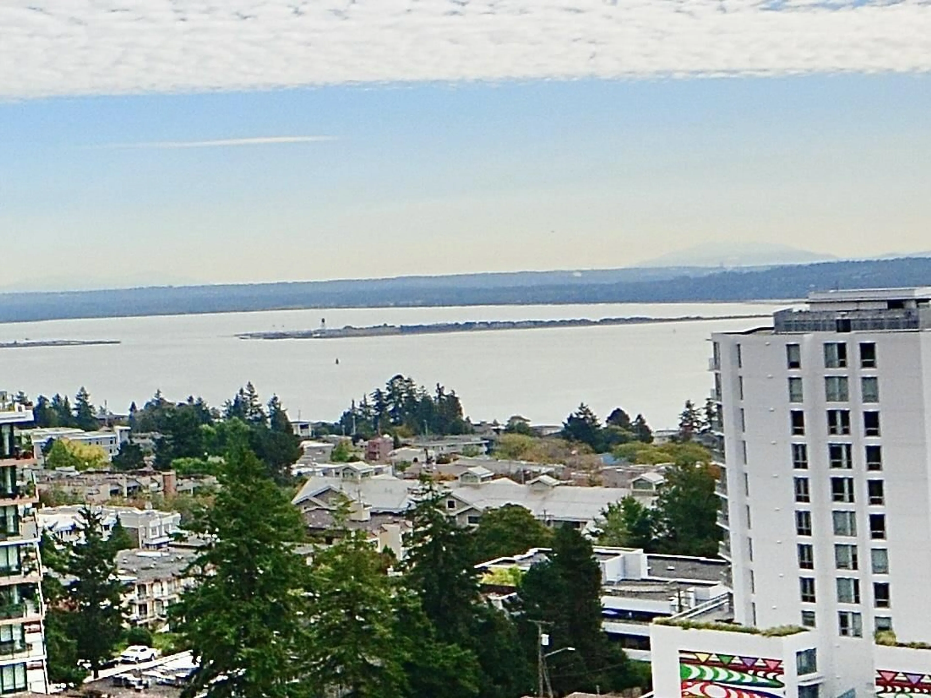 A pic from outside/outdoor area/front of a property/back of a property/a pic from drone, water/lake/river/ocean view for 1406 - 1473 JOHNSTON, White Rock British Columbia V4B0A2