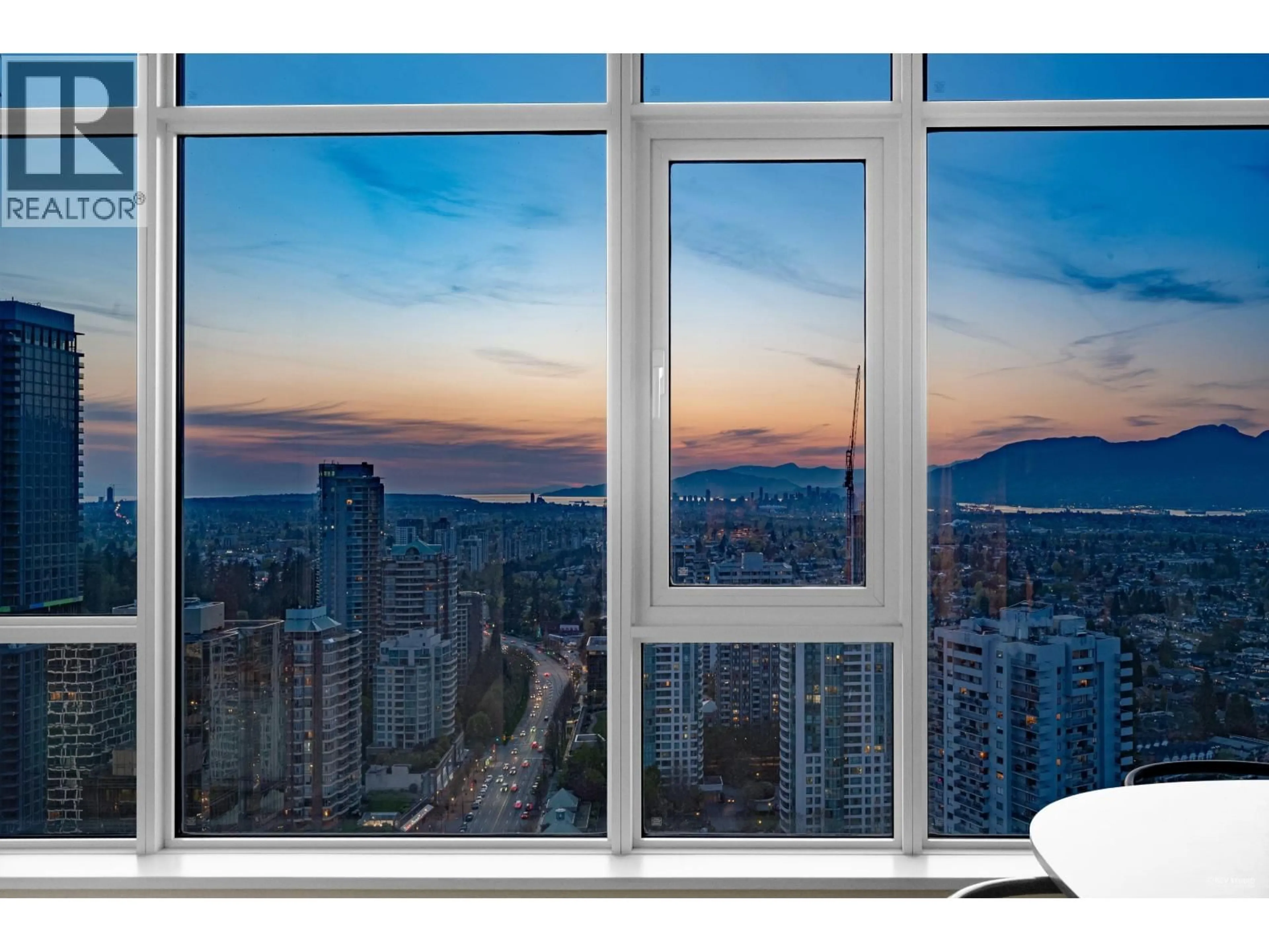 Home with vinyl exterior material, mountain view for 3106 - 4508 HAZEL STREET, Burnaby British Columbia V5H0E4