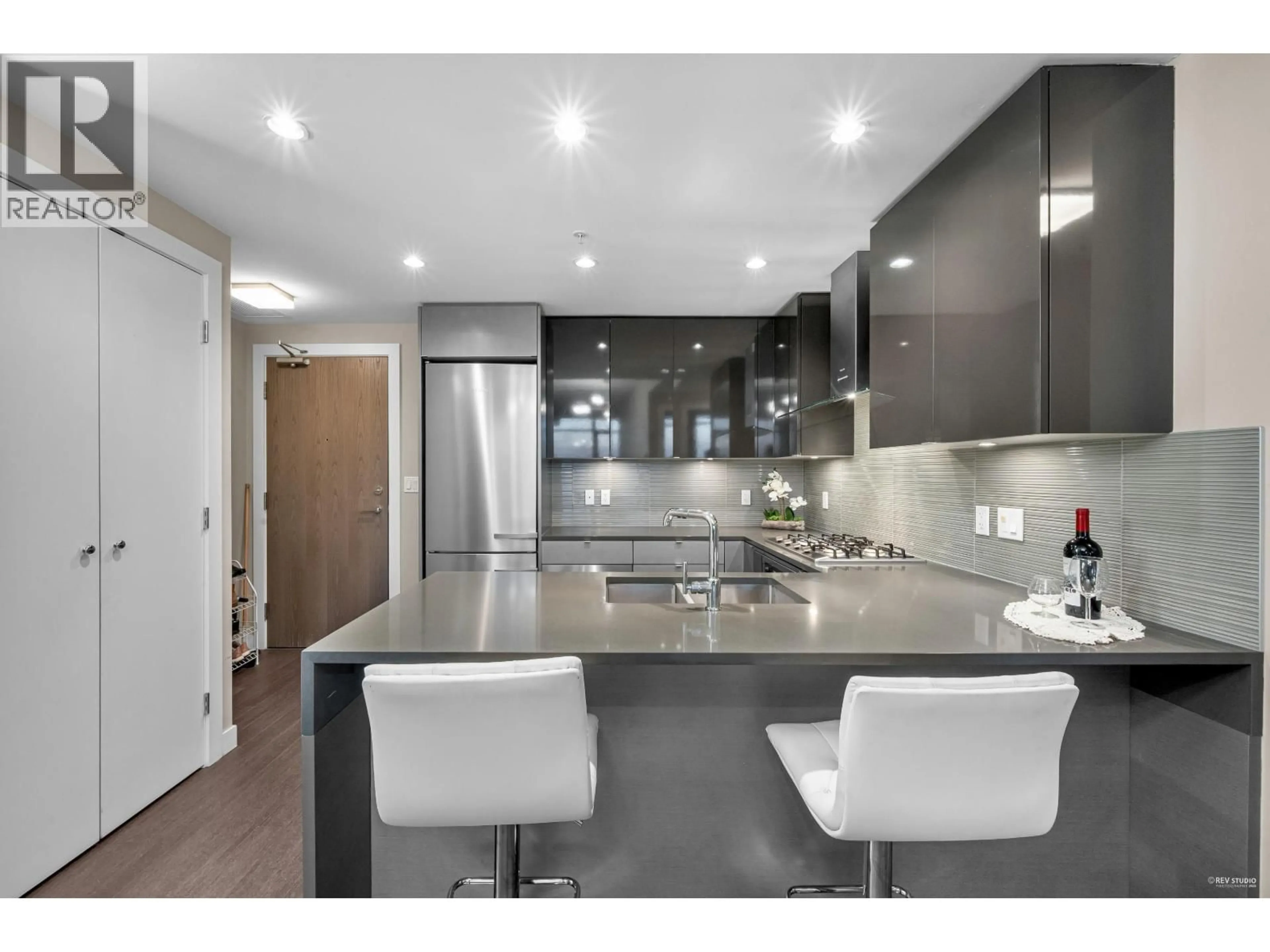 Contemporary kitchen, unknown for 3106 - 4508 HAZEL STREET, Burnaby British Columbia V5H0E4