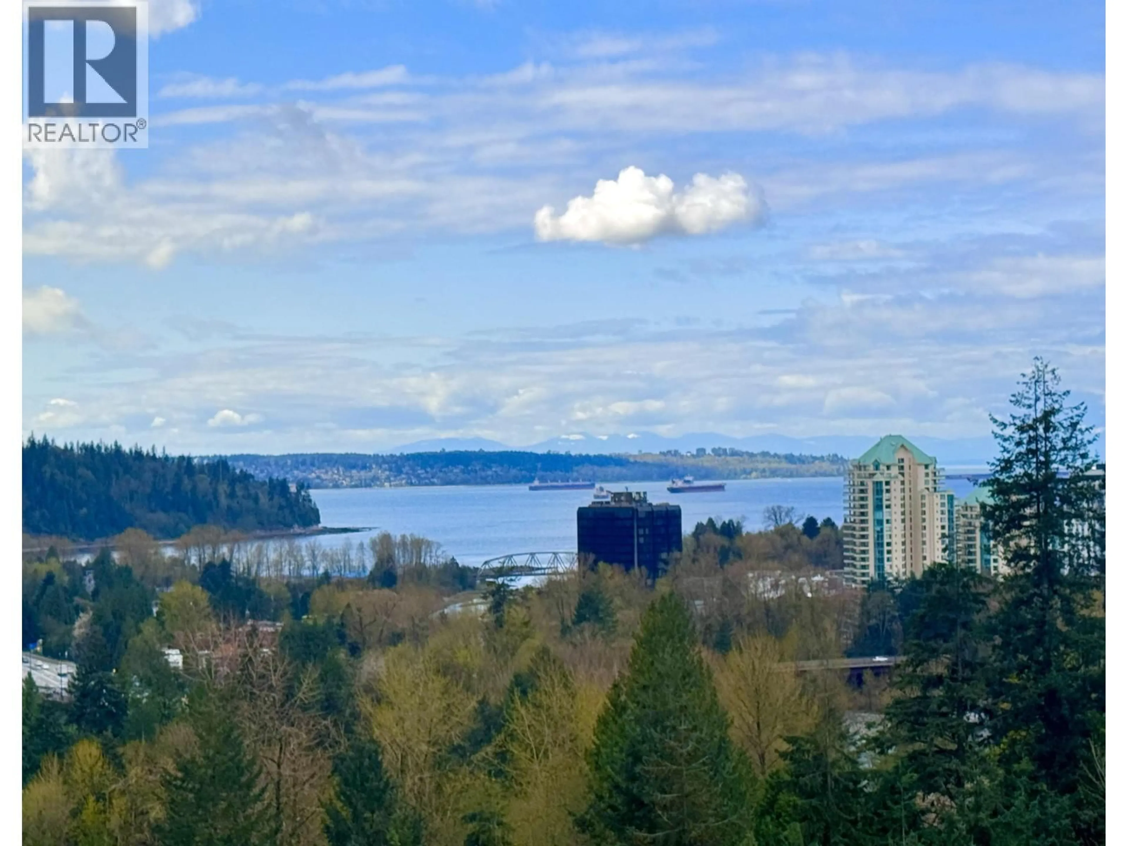 Blurry image for 1812 - 2016 FULLERTON AVENUE, North Vancouver British Columbia V7P3E6