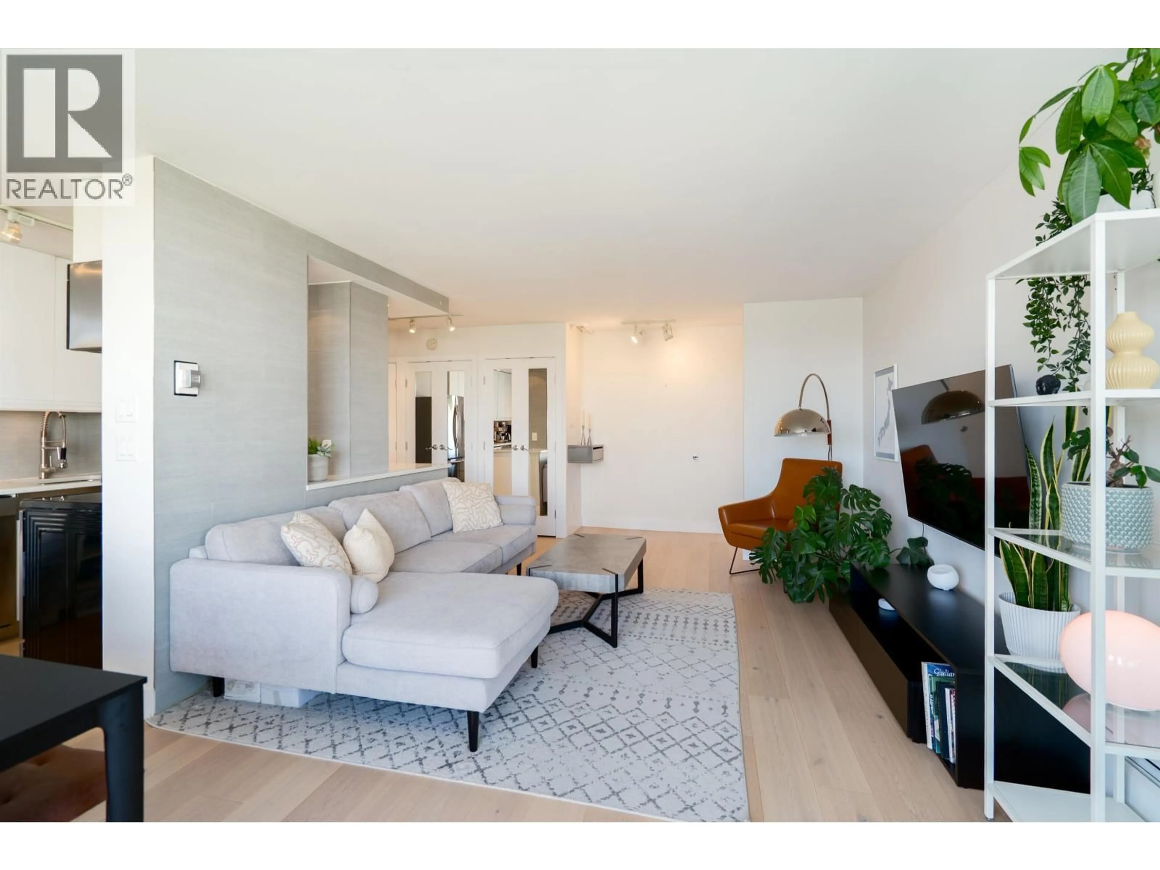Living room with furniture, unknown for 304 - 2370 2ND AVENUE, Vancouver British Columbia V6K1J2