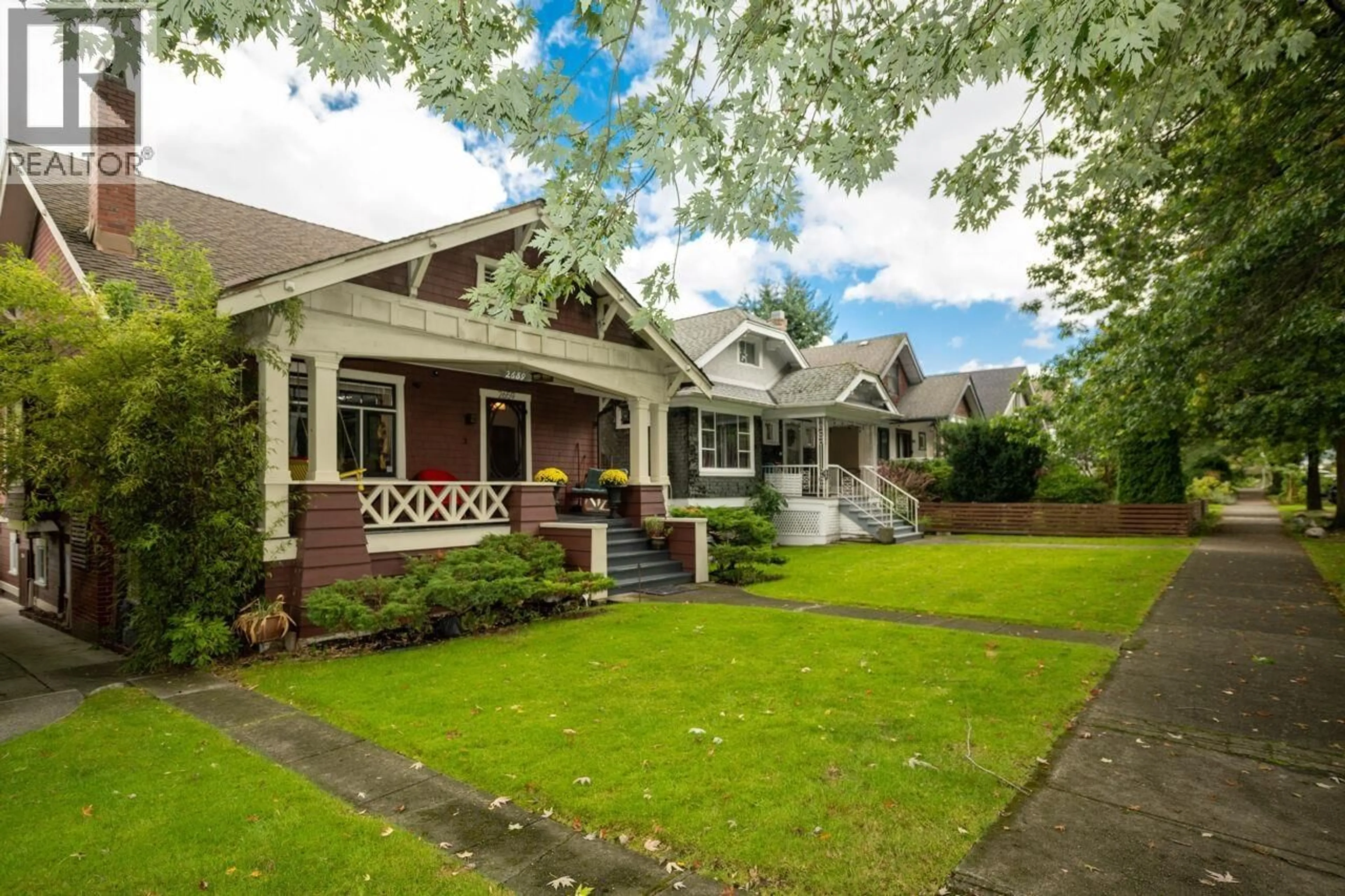 Home with vinyl exterior material, street for 2659 OXFORD STREET, Vancouver British Columbia V5K1N2