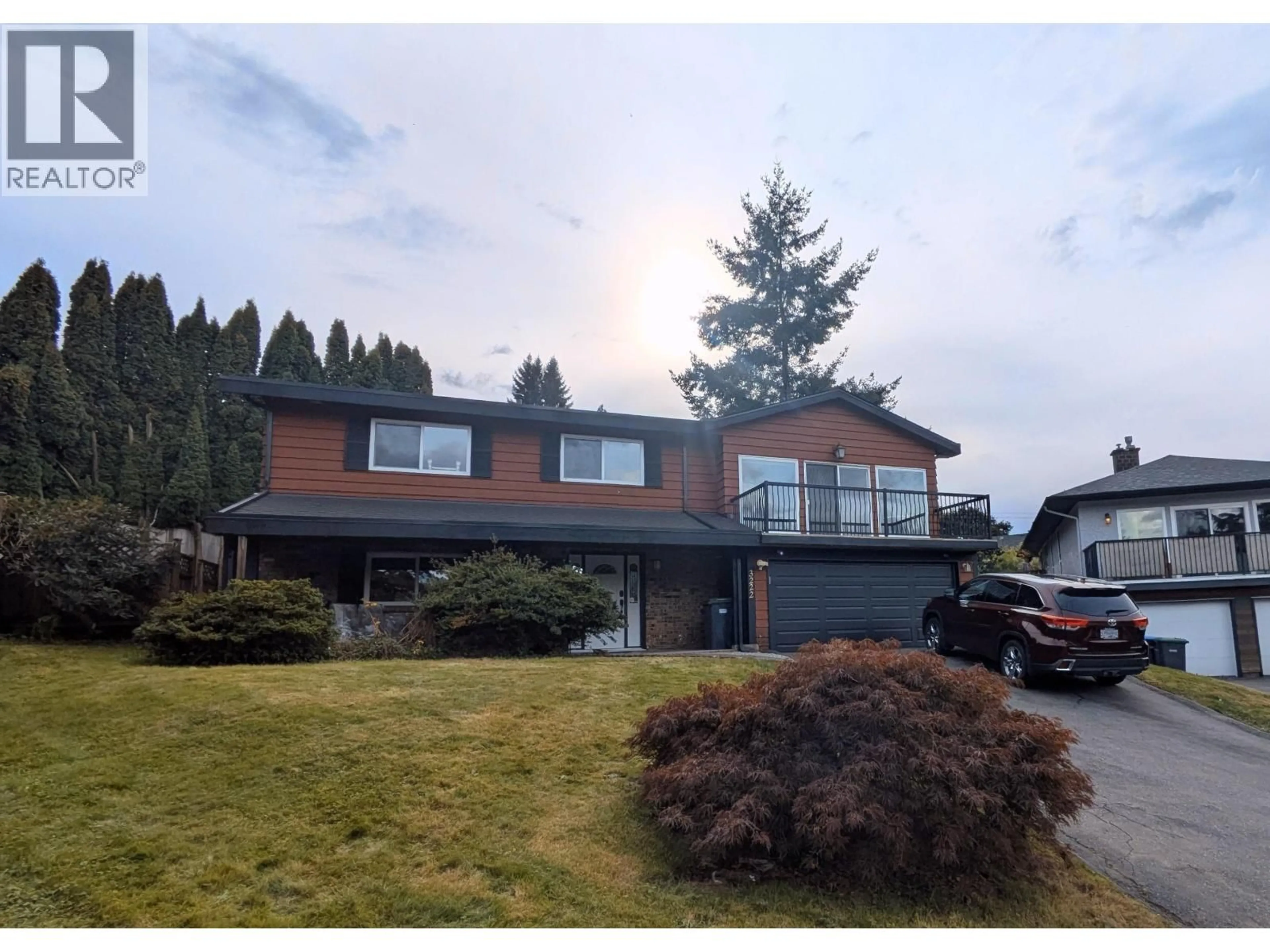 Home with vinyl exterior material, unknown for 3222 PINDA DRIVE, Port Moody British Columbia V3H3J7