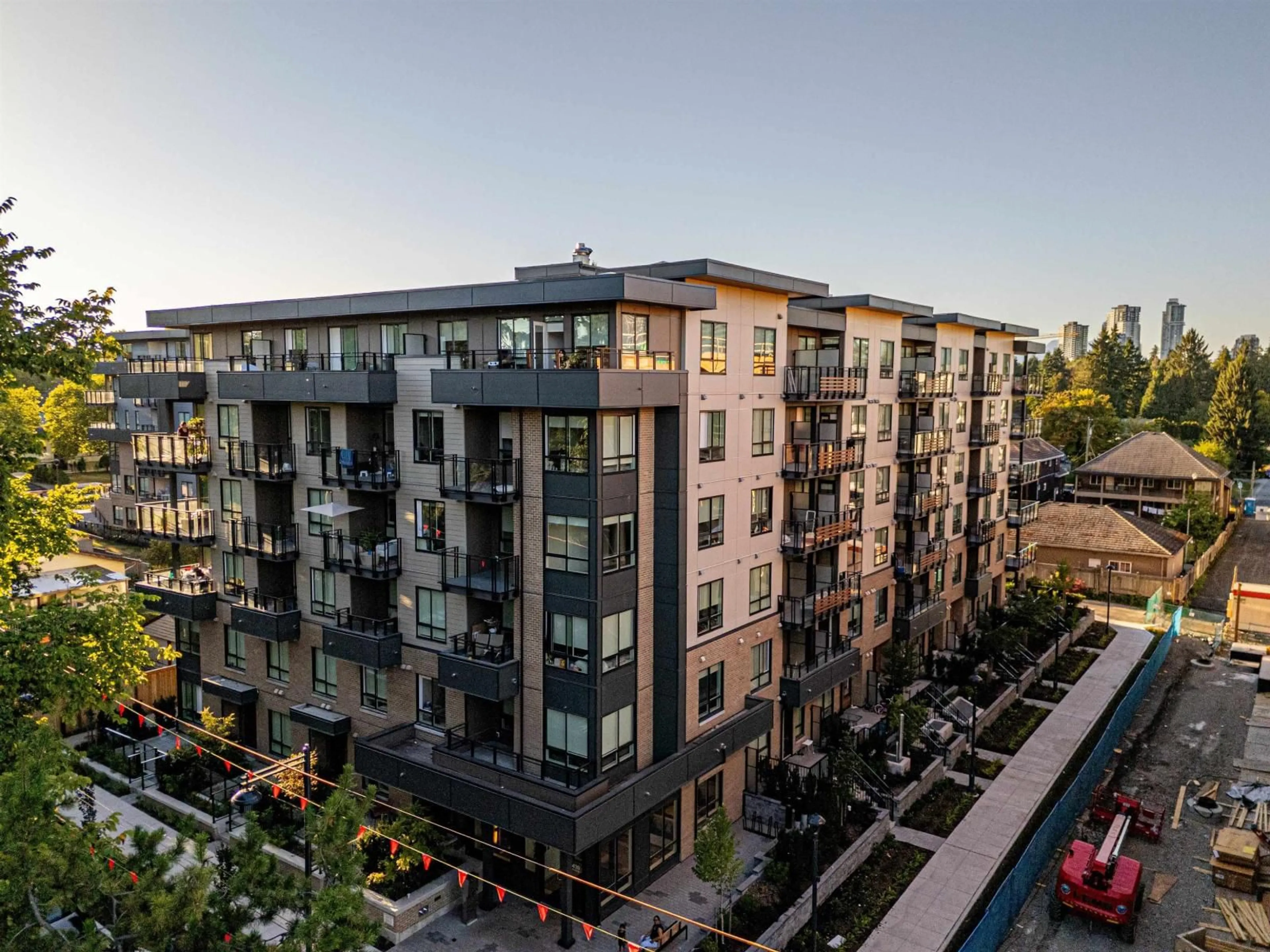 A pic from outside/outdoor area/front of a property/back of a property/a pic from drone, city buildings view from balcony for 513 - 13439 94A, Surrey British Columbia V3V0G9