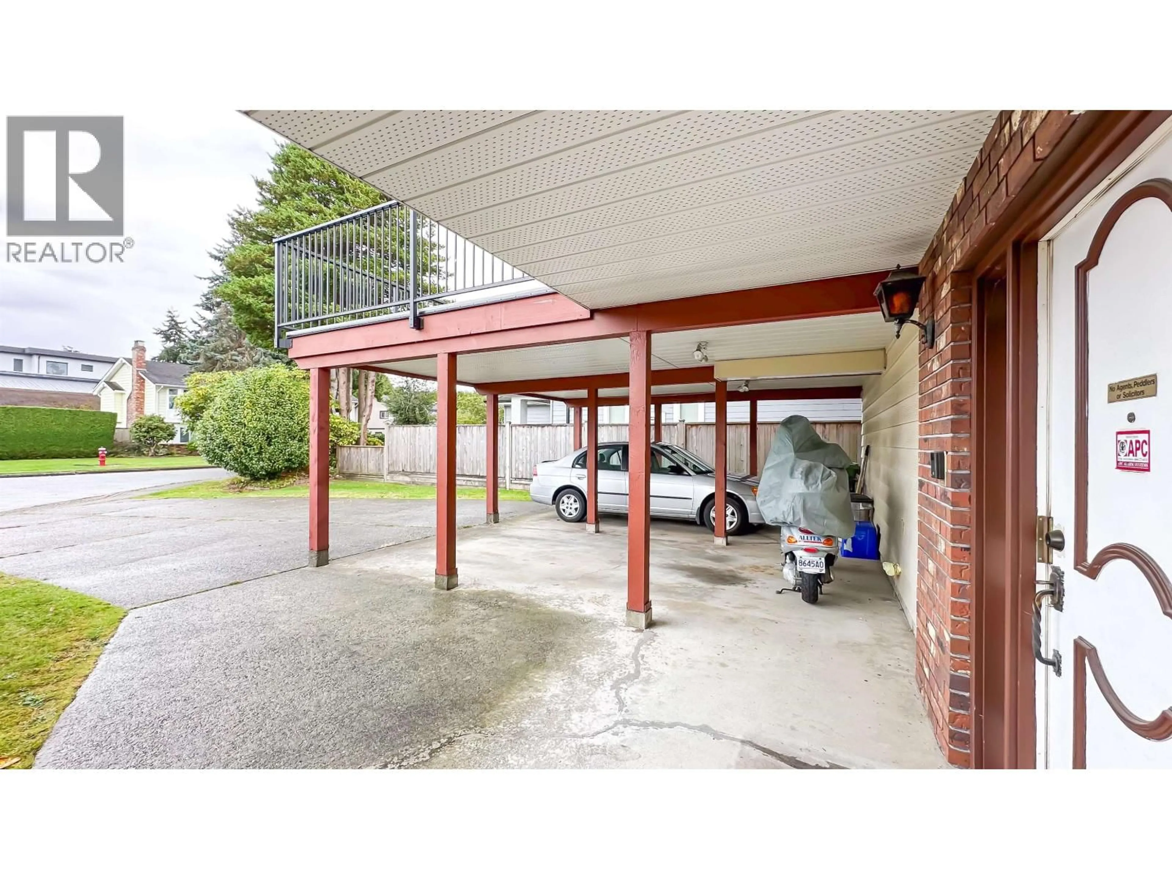 Indoor garage for 4331 LANCELOT DRIVE, Richmond British Columbia V7C4S4