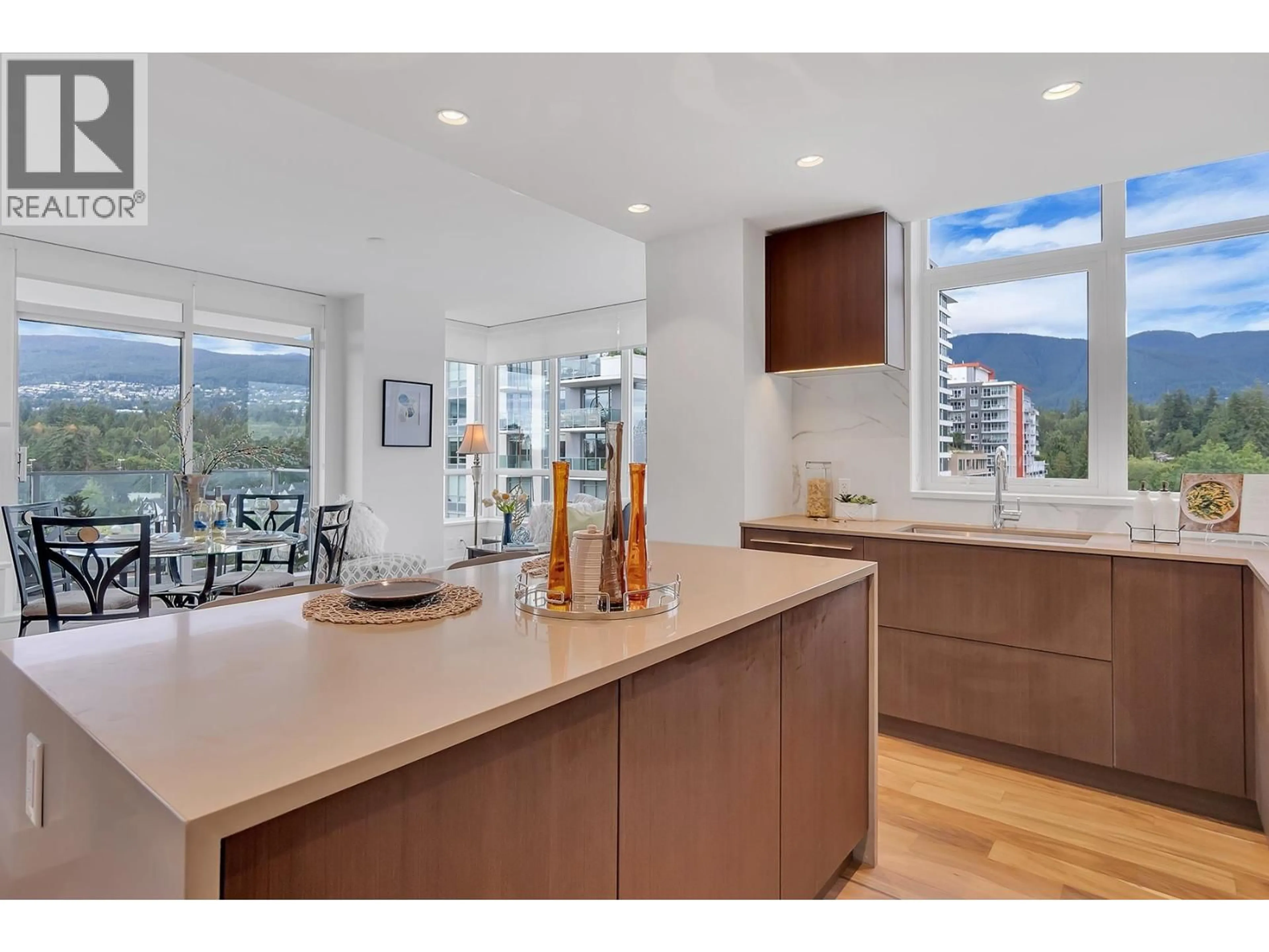 Open concept kitchen, unknown for 607 - 1632 LIONS GATE LANE, North Vancouver British Columbia V7P0E2