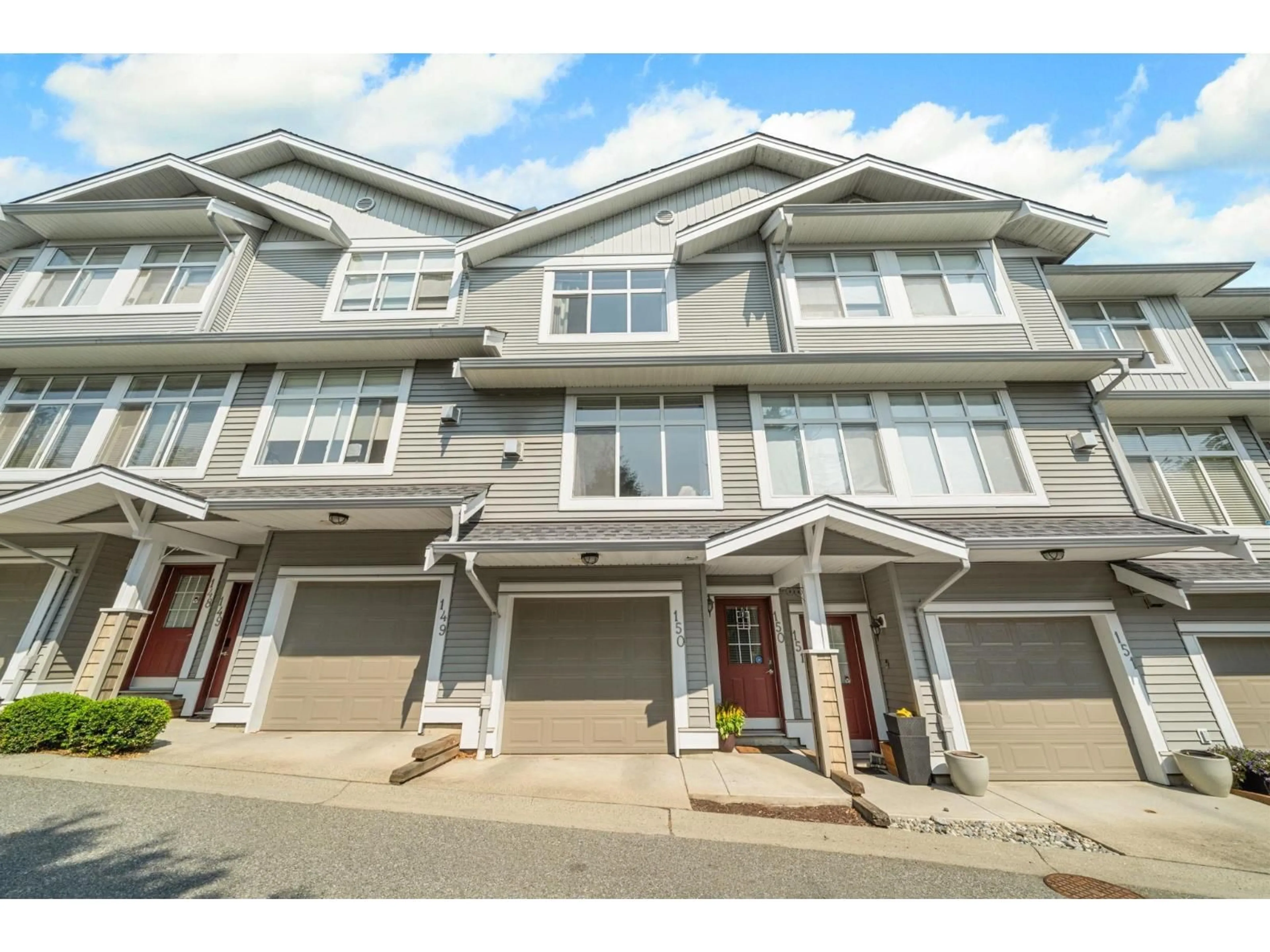 Unknown for 150 - 20449 66, Langley British Columbia V2Y3C1