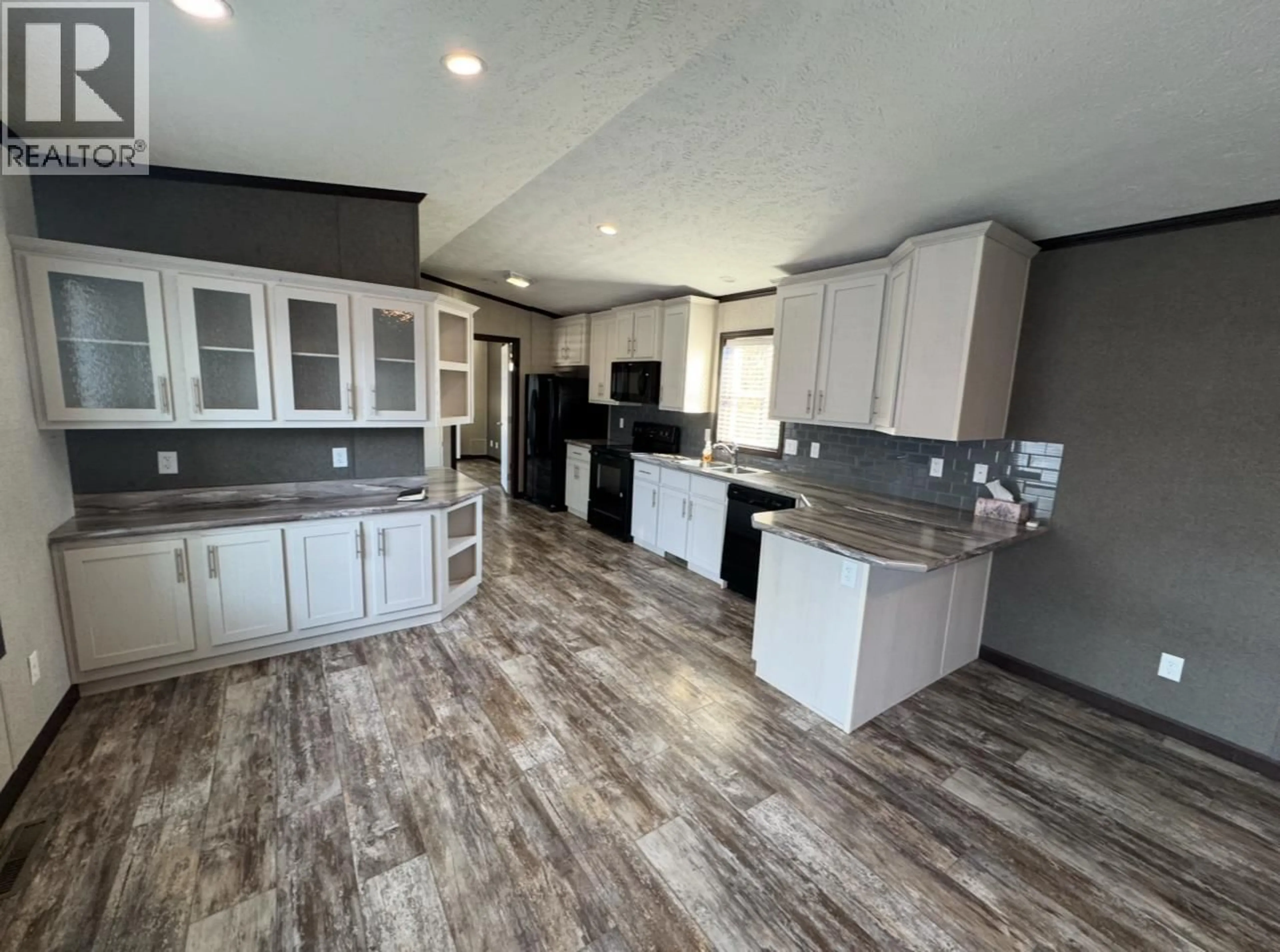 Open concept kitchen, unknown for 3 - 7170 HART HIGHWAY, Prince George British Columbia V2K3A8