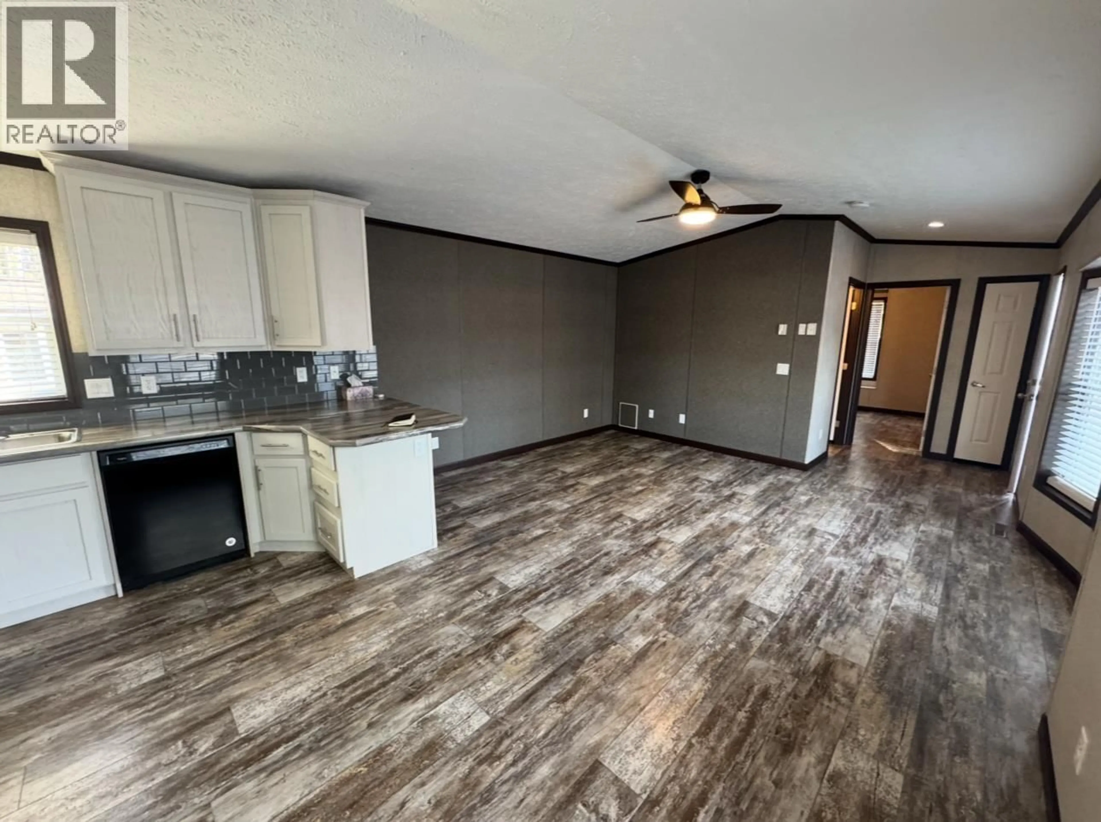 A pic of a room for 3 - 7170 HART HIGHWAY, Prince George British Columbia V2K3A8