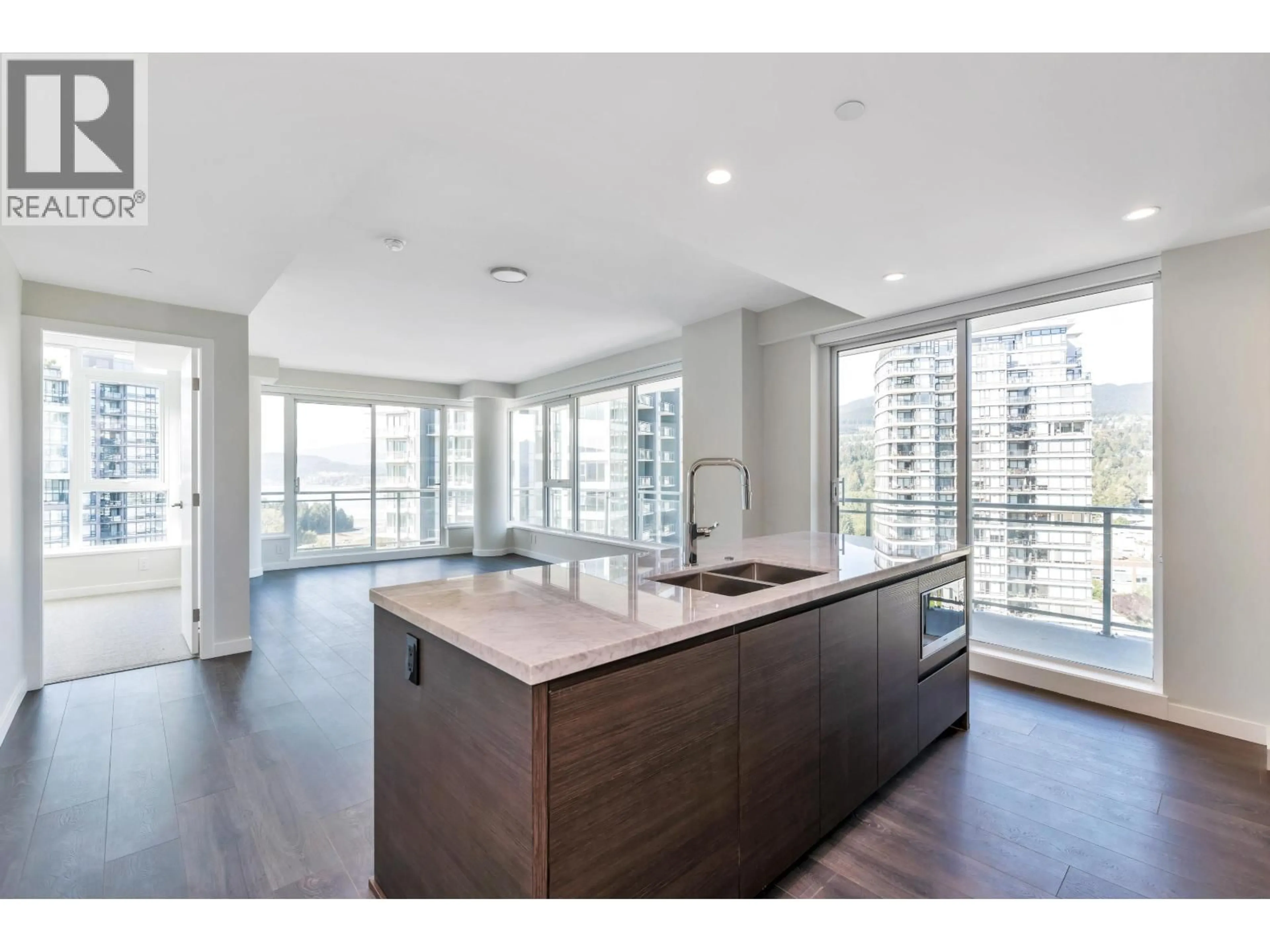 Open concept kitchen, unknown for 2009 - 308 MORRISSEY ROAD, Port Moody British Columbia V3H0M3