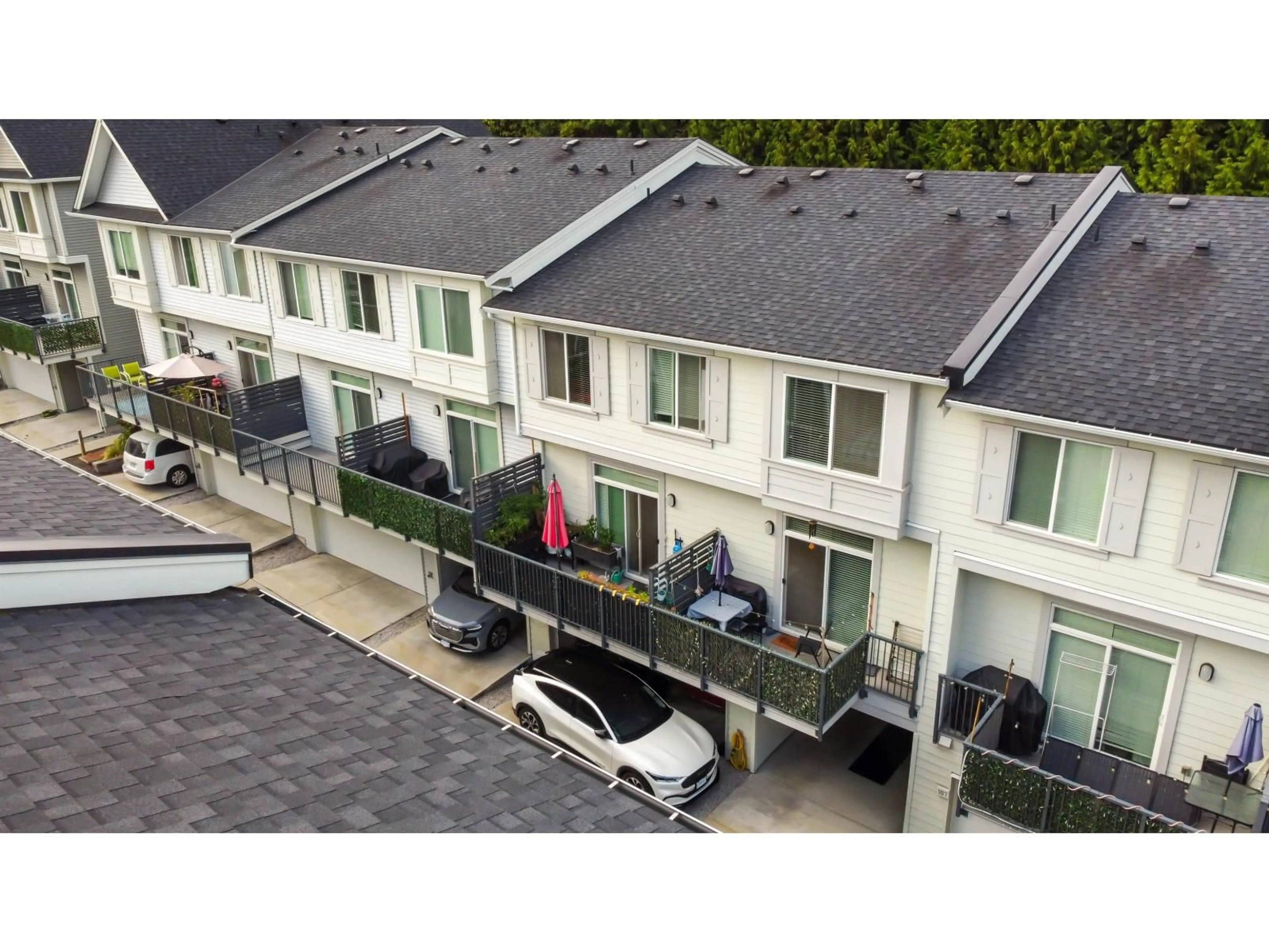 A pic from outside/outdoor area/front of a property/back of a property/a pic from drone, city buildings view from balcony for 109 - 8168 136A, Surrey British Columbia V3W2Z6