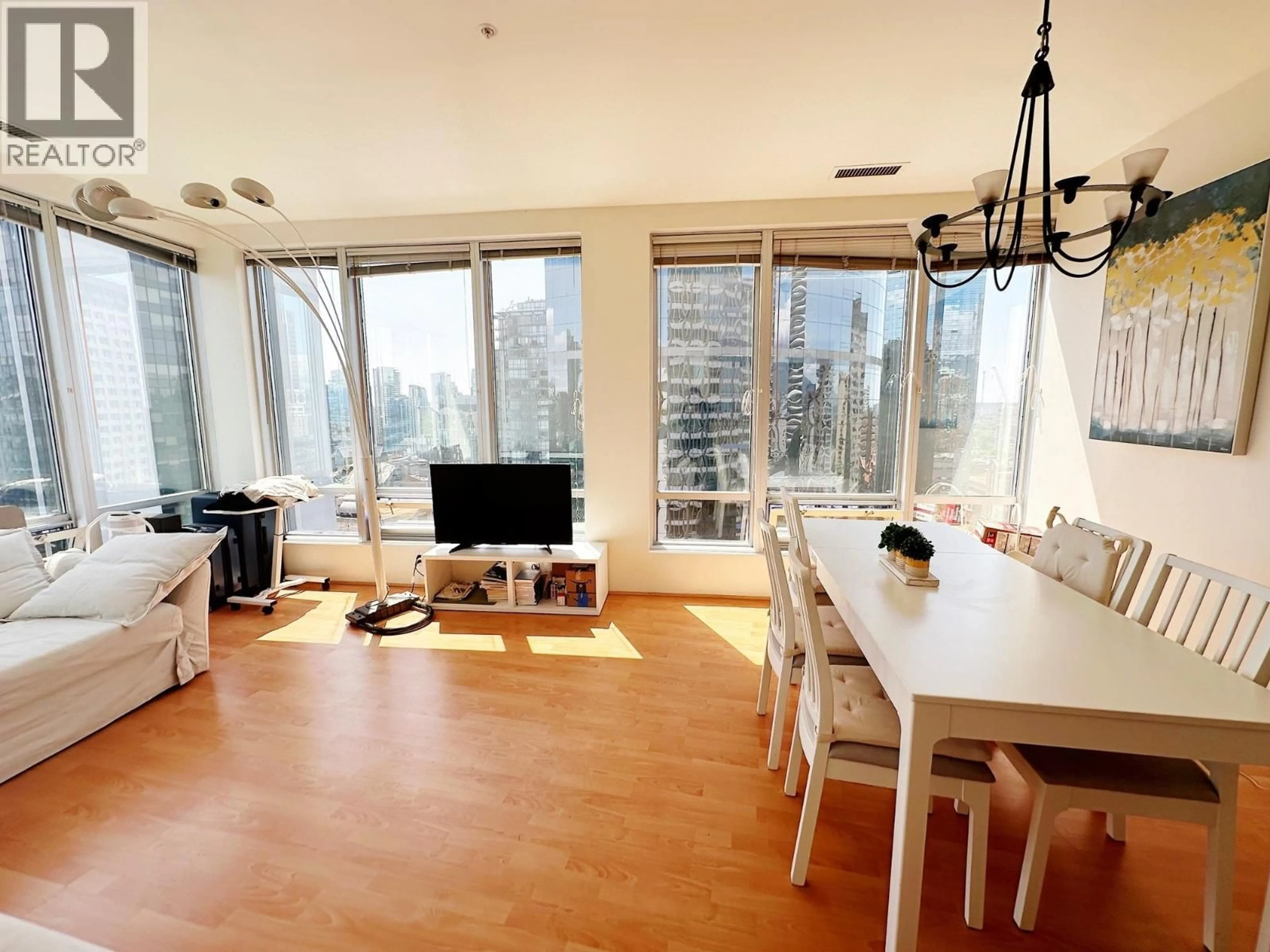 A pic of a room for 1401 - 989 NELSON STREET, Vancouver British Columbia V6Z2S1