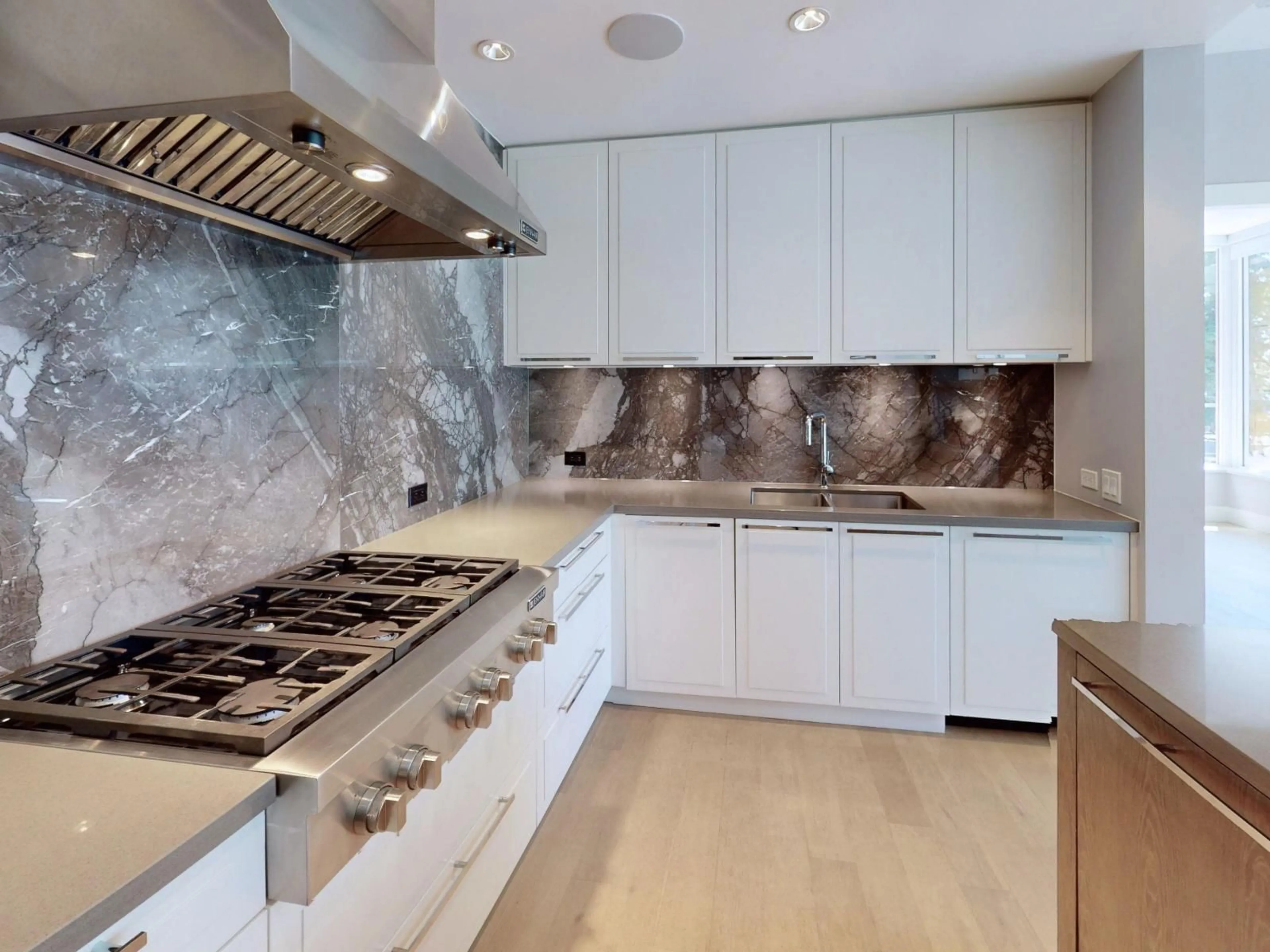 Contemporary kitchen, ceramic/tile floor for 305 - 1501 VIDAL, White Rock British Columbia V4B0B5