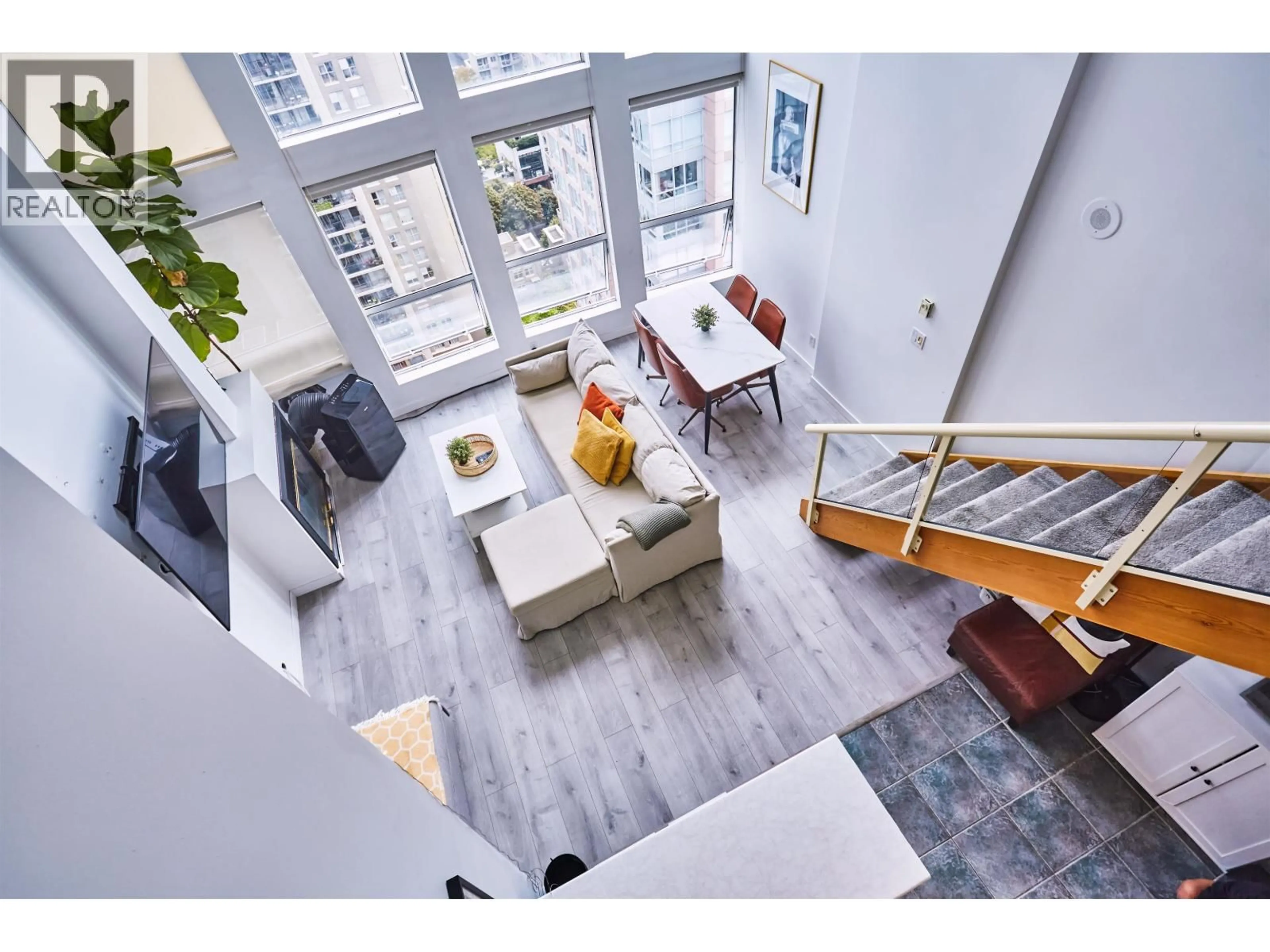 Unknown for PH10 - 933 SEYMOUR STREET, Vancouver British Columbia V6B6L6