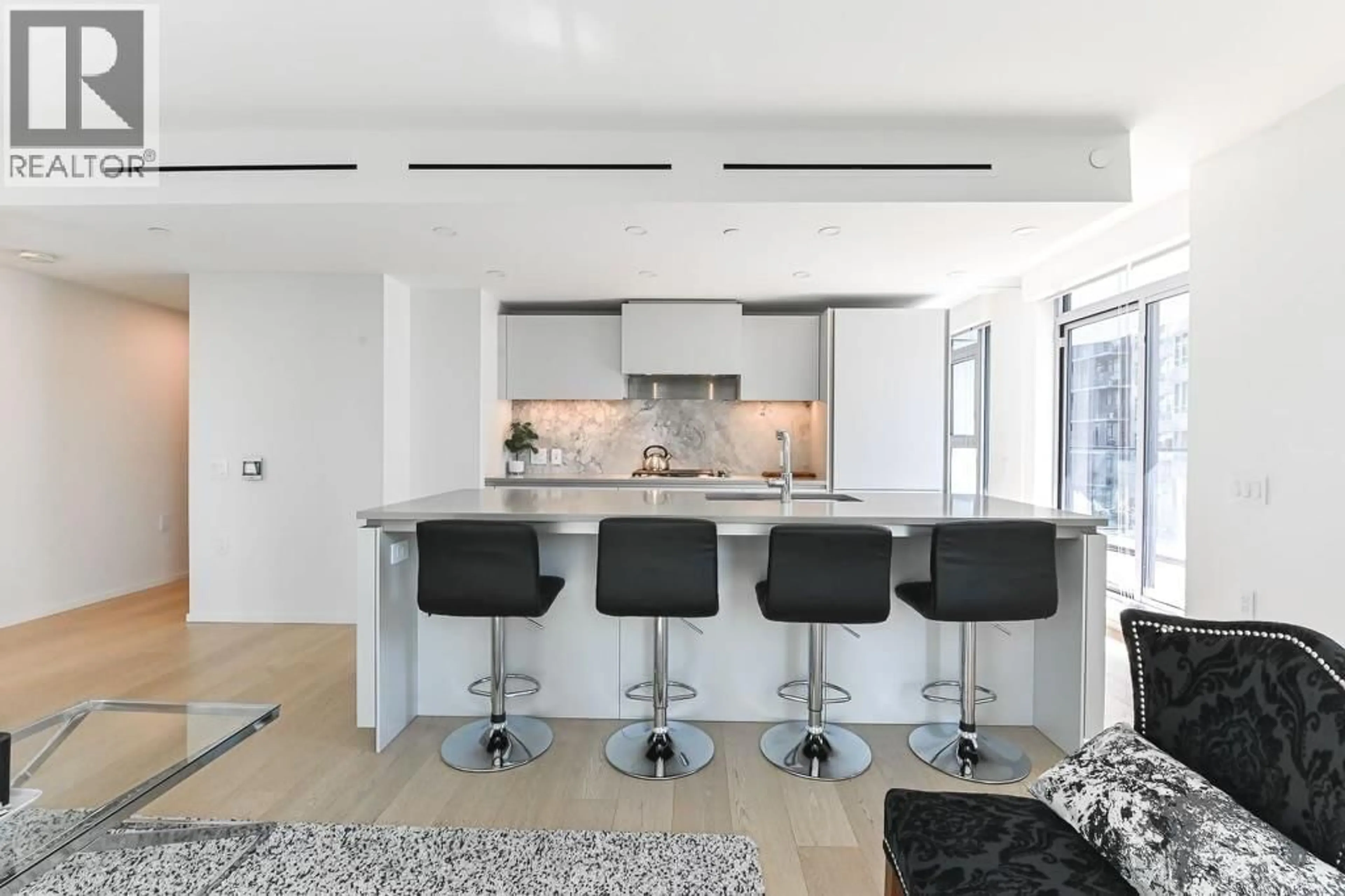 Contemporary kitchen, unknown for 402 - 889 PACIFIC STREET, Vancouver British Columbia V6Z1C3