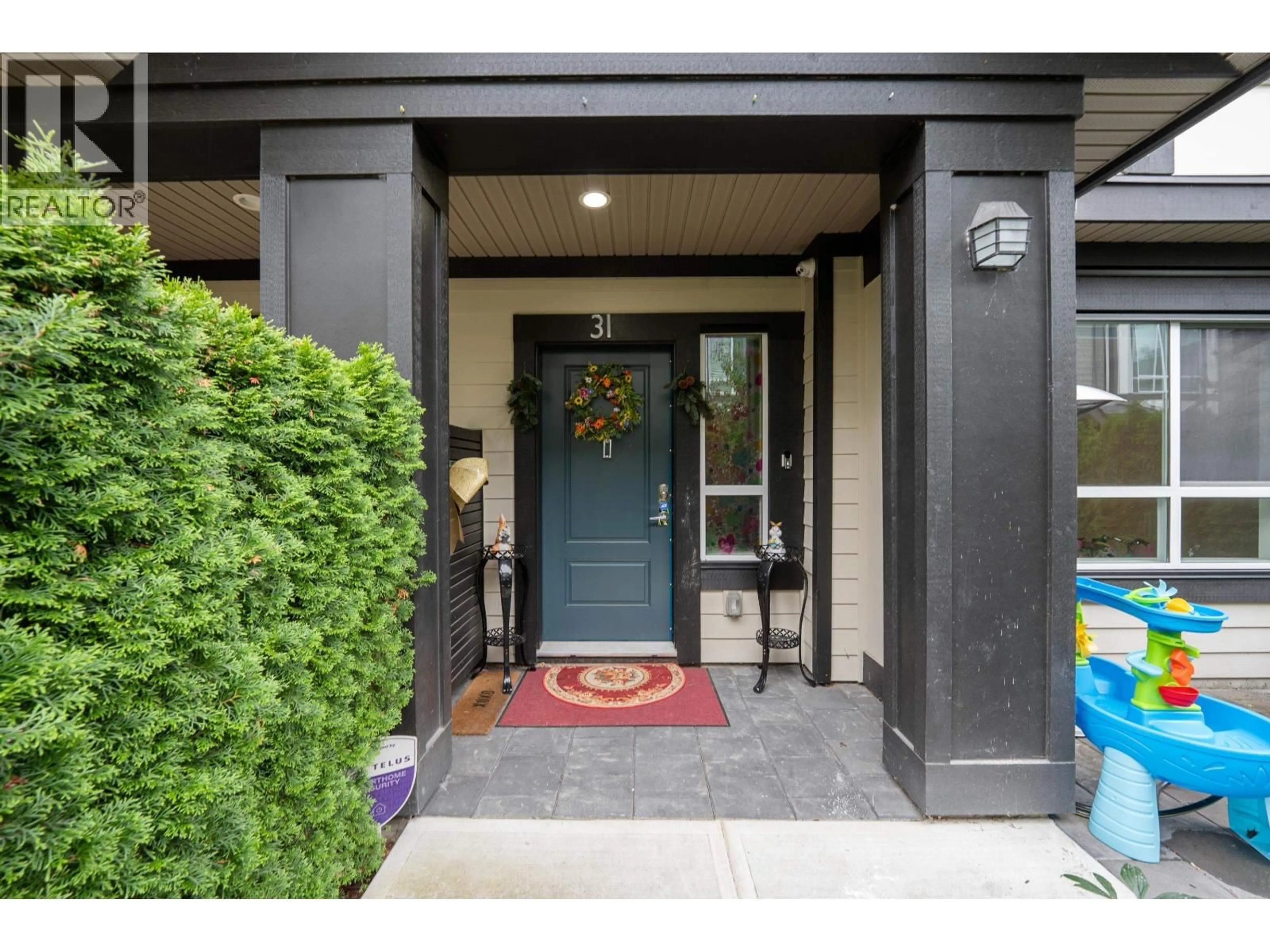 Indoor entryway for 31 - 10388 NO. 2 ROAD, Richmond British Columbia V7E0B9