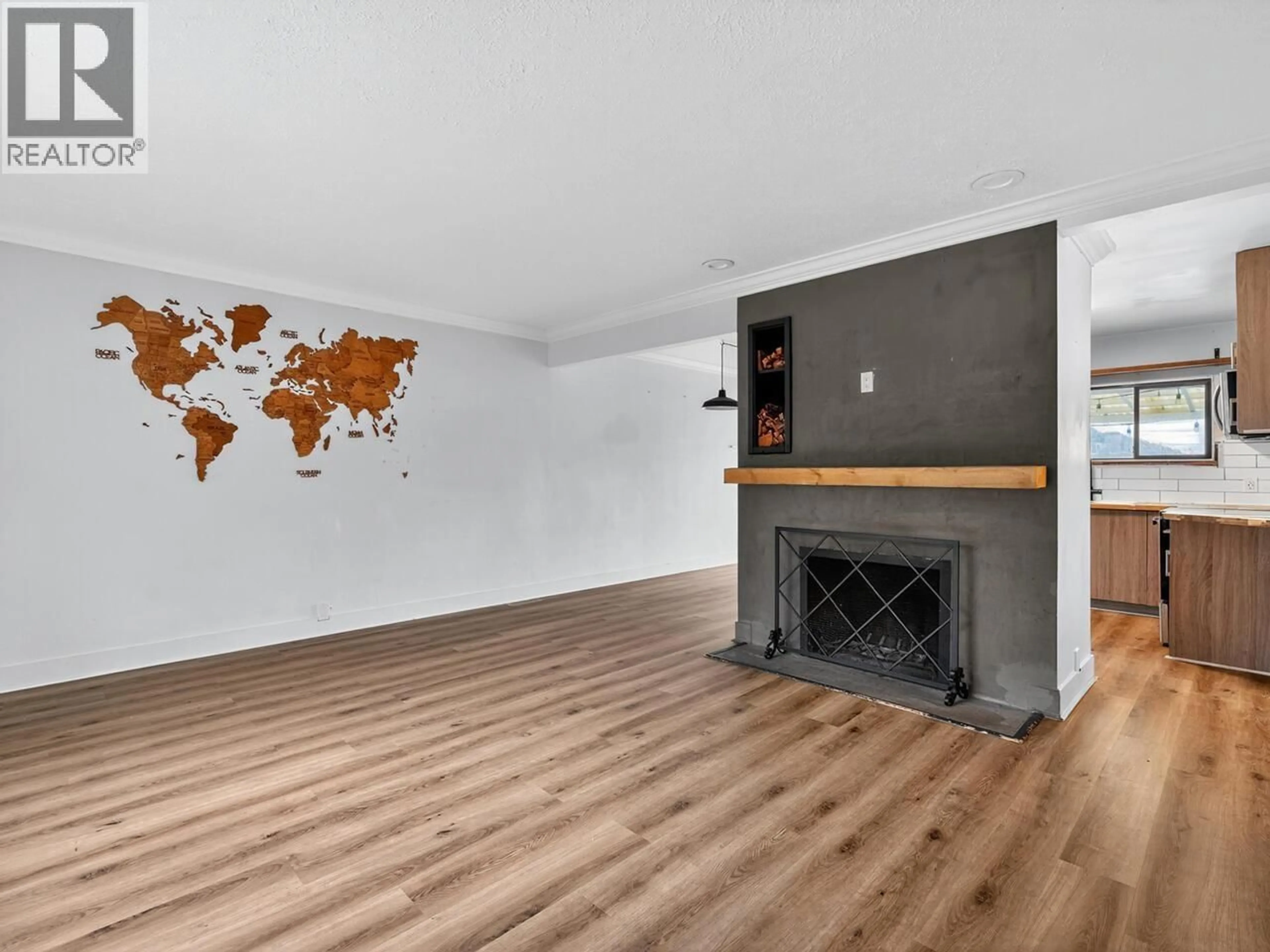 A pic of a room for 7259 BARNET ROAD, Burnaby British Columbia V5A1E3